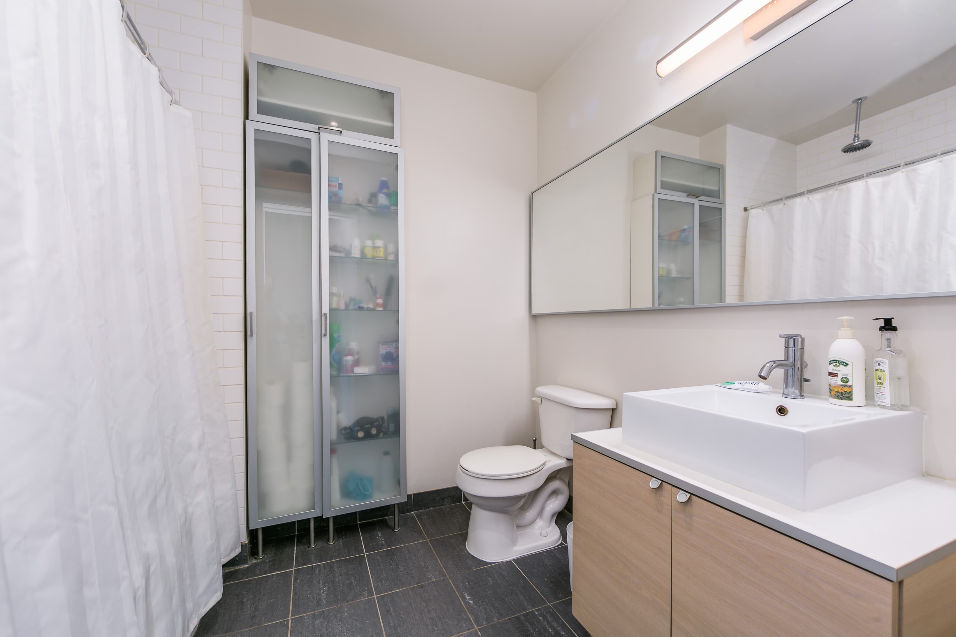 Livya — 1BED - Photo 7