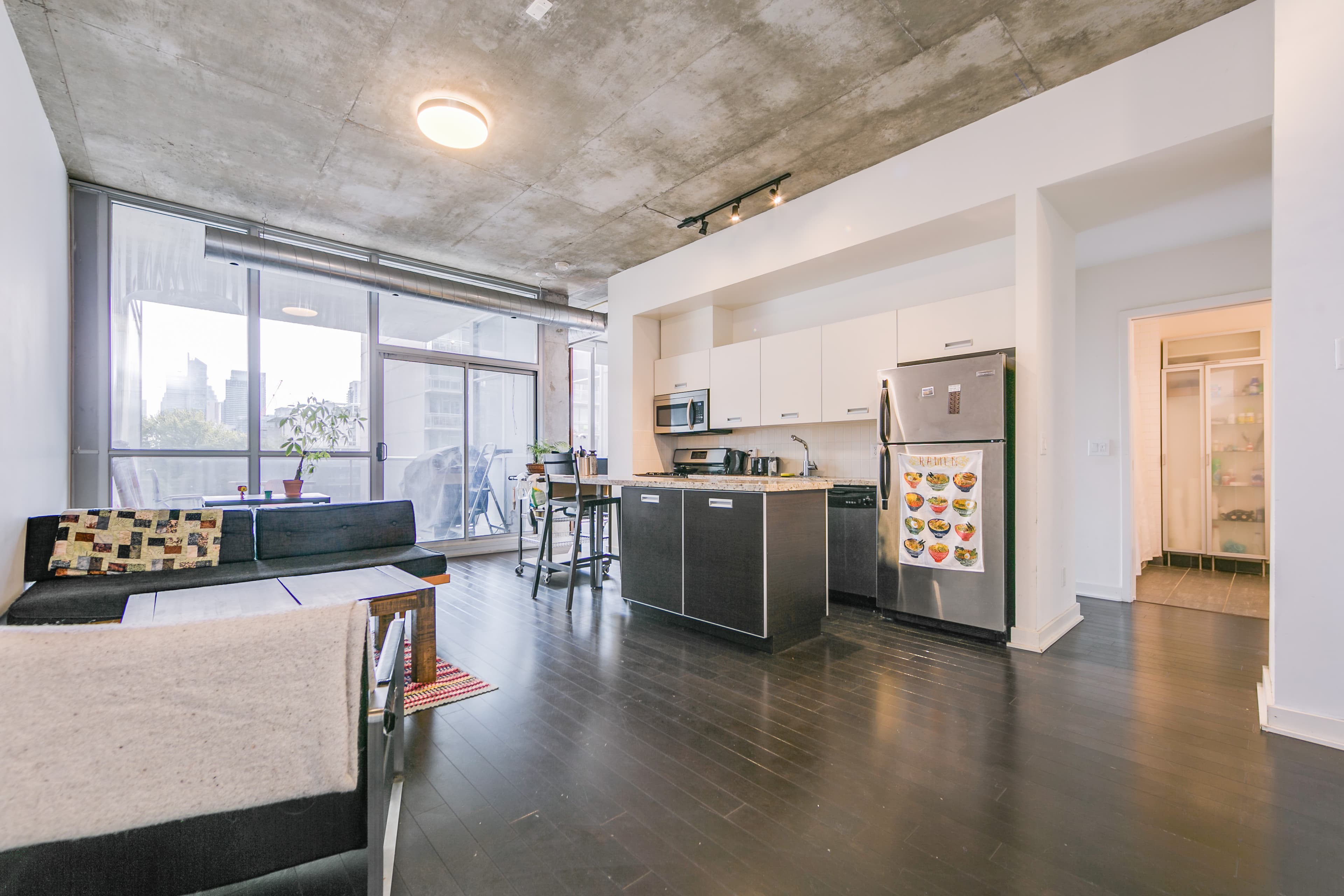 Livya — 1BED - Photo 1