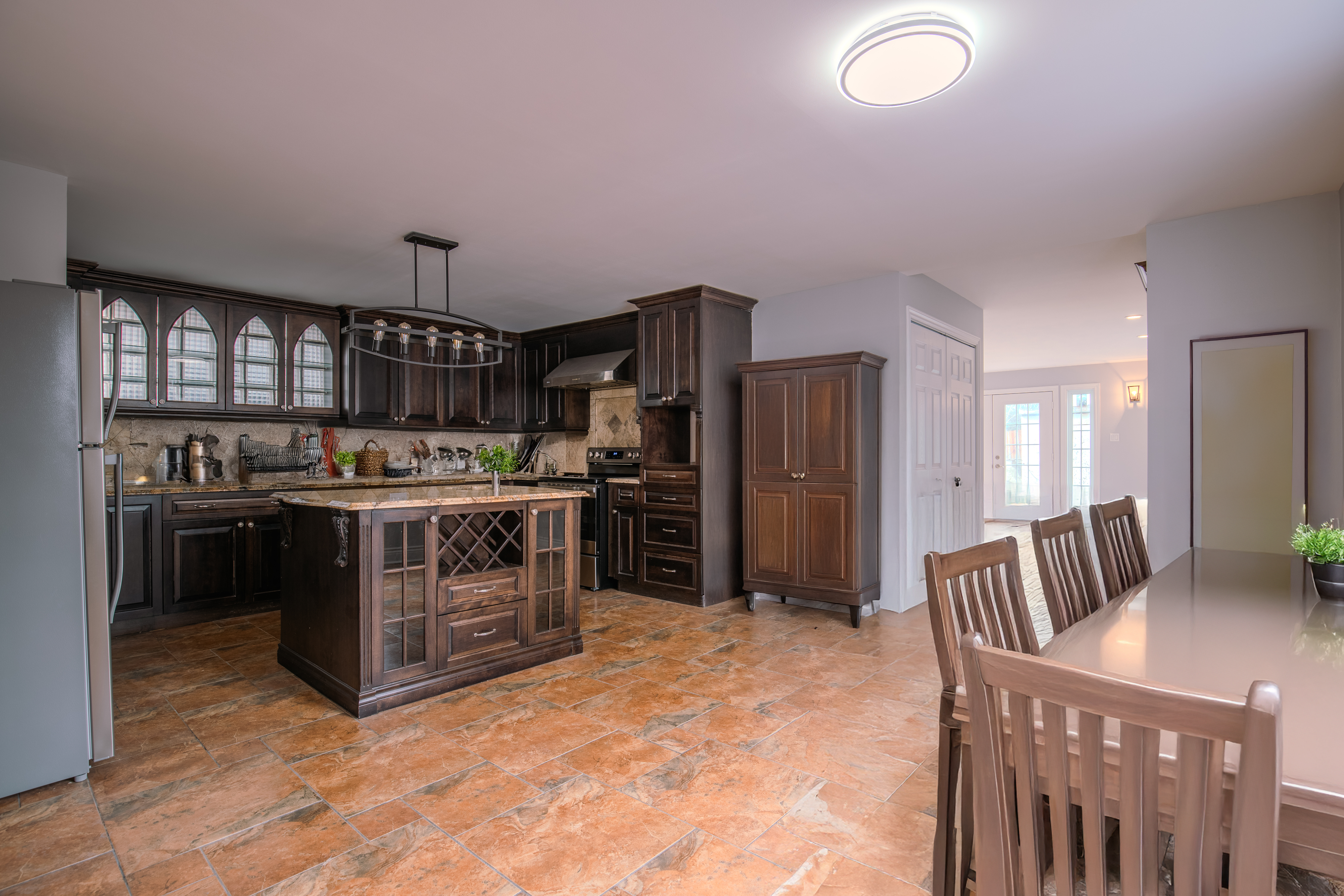 Ottawa Prime Properties — 1 Bedroom(s) and 1 Bathroom(s)