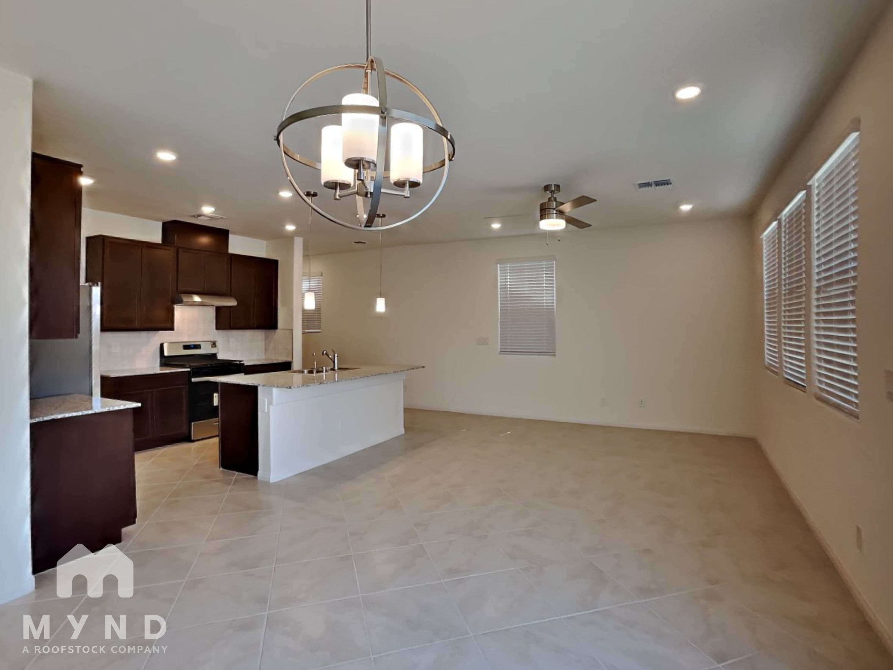 MYND — 3 Bedroom(s) and 2.5 Bathroom(s) - Photo 3