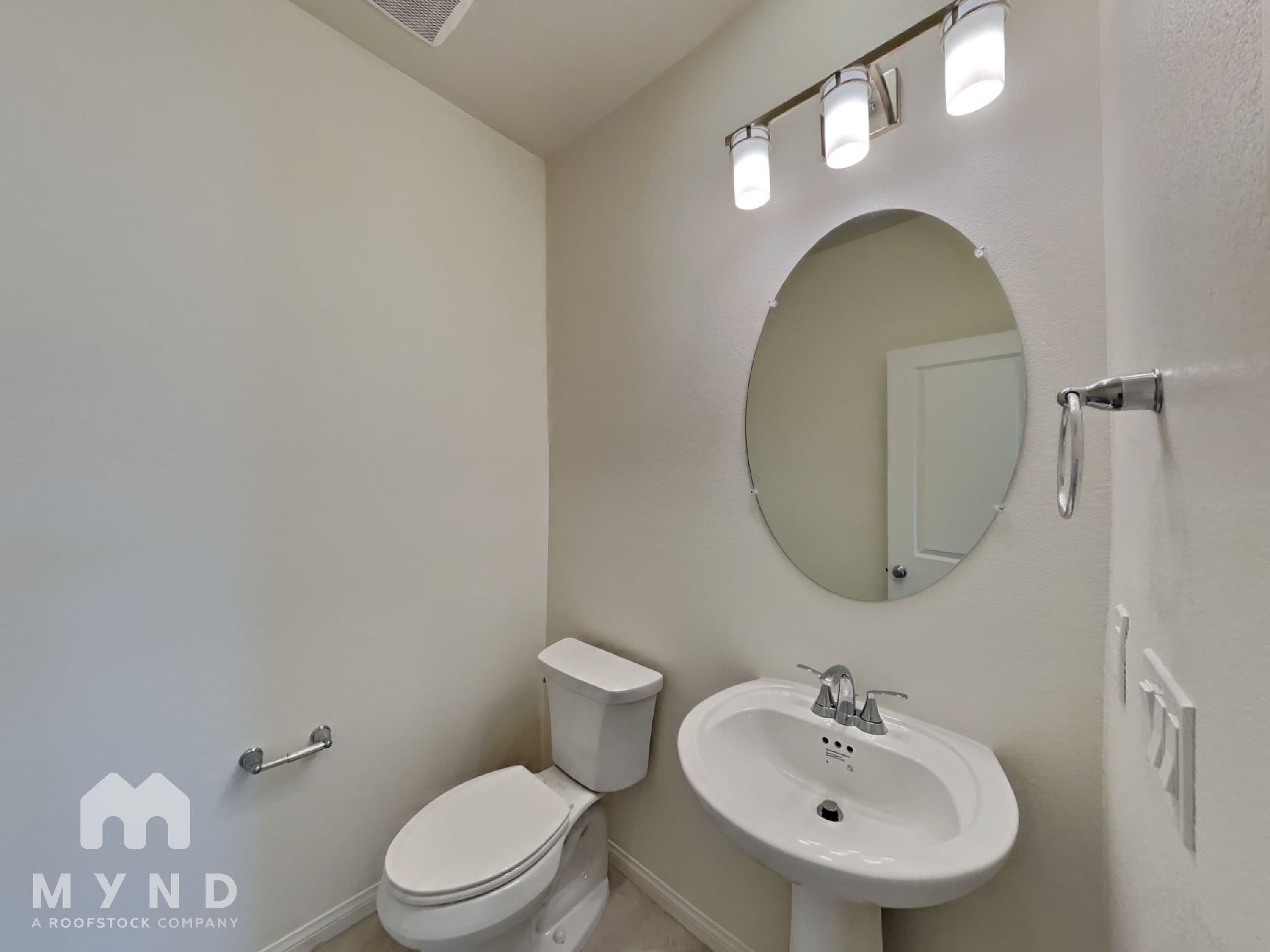 MYND — 3 Bedroom(s) and 2.5 Bathroom(s) - Photo 17