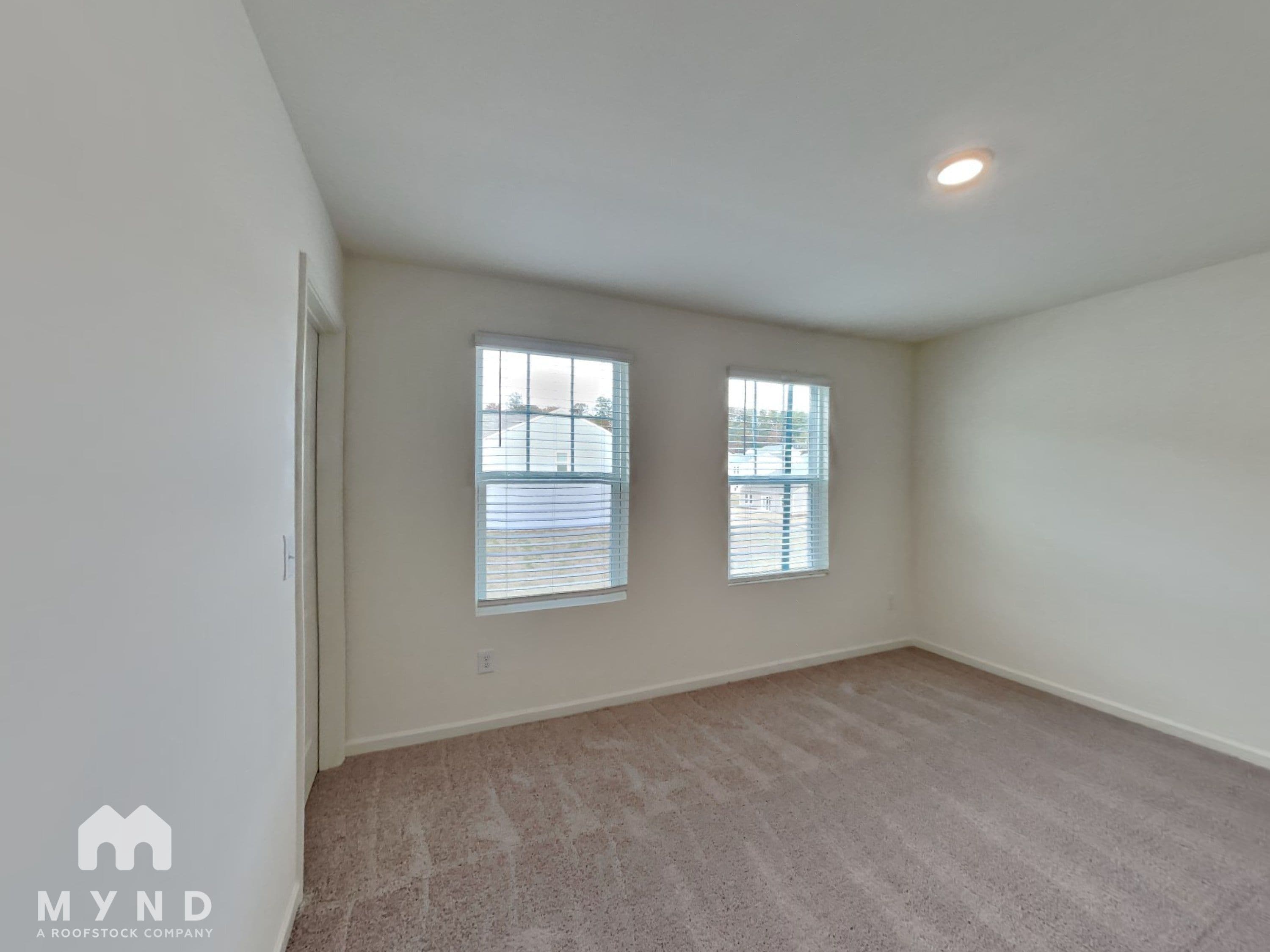 MYND — 4 Bedroom(s) and 2.5 Bathroom(s) - Photo 8