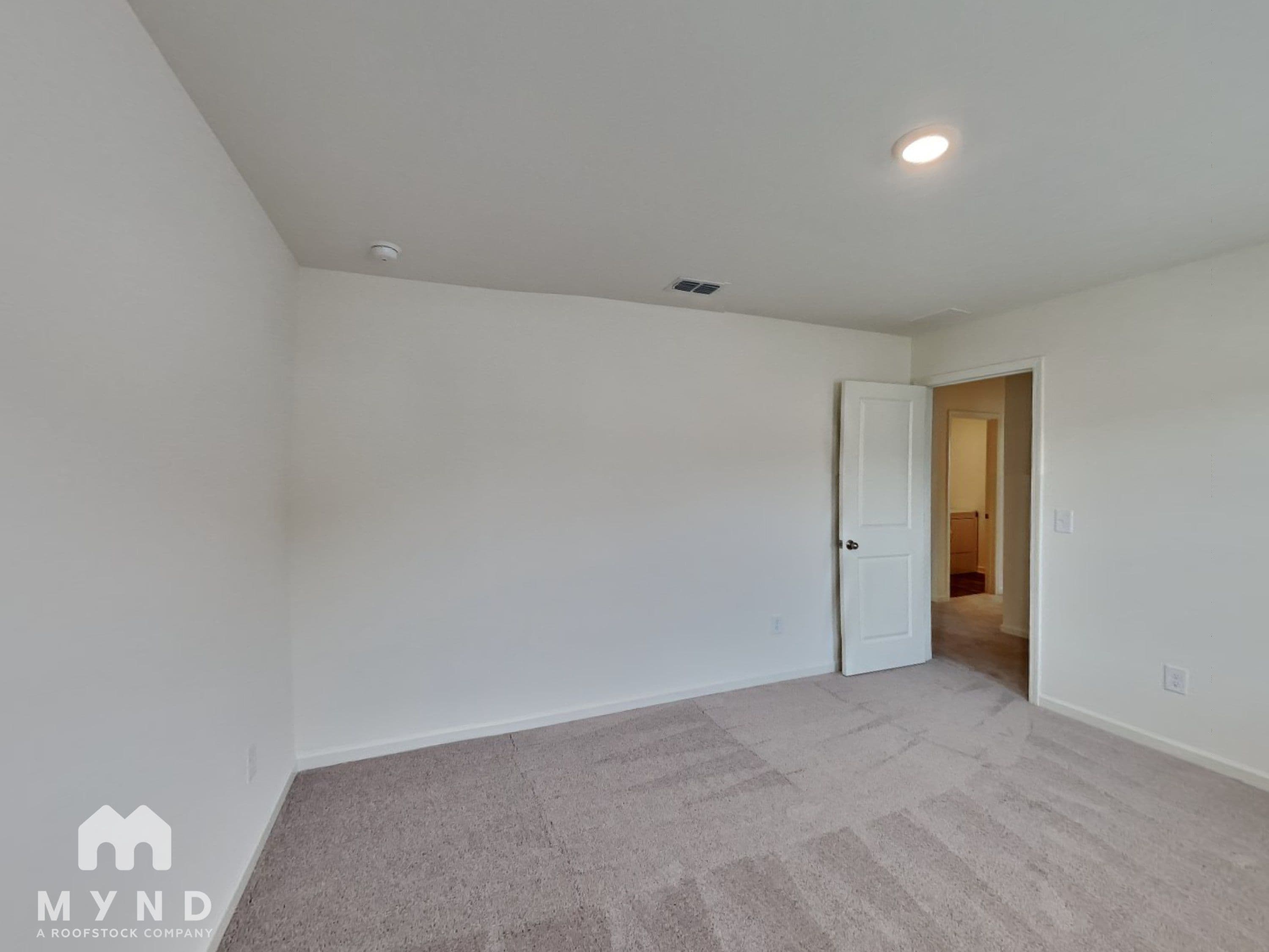 MYND — 4 Bedroom(s) and 2.5 Bathroom(s) - Photo 9