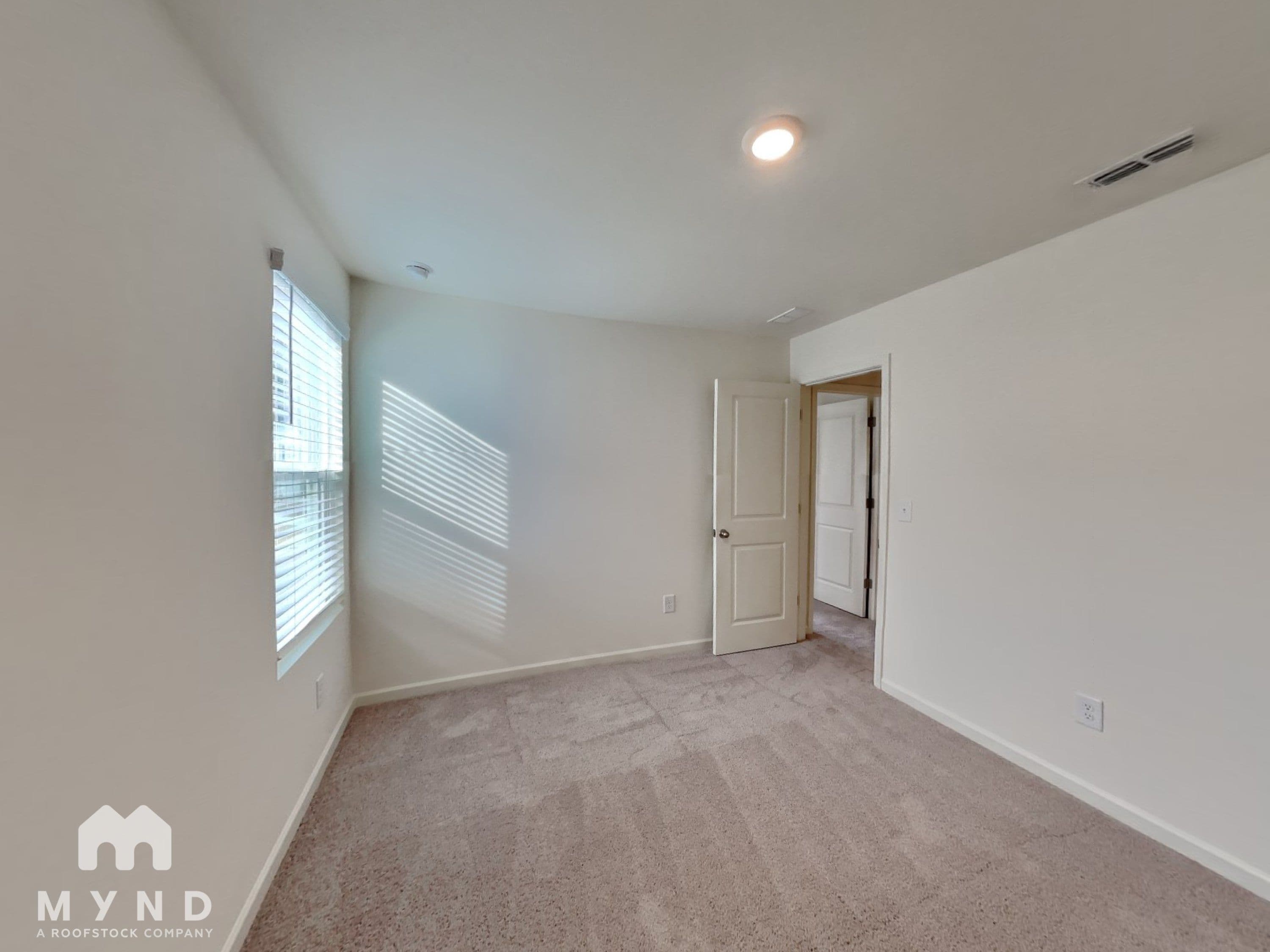 MYND — 4 Bedroom(s) and 2.5 Bathroom(s) - Photo 12