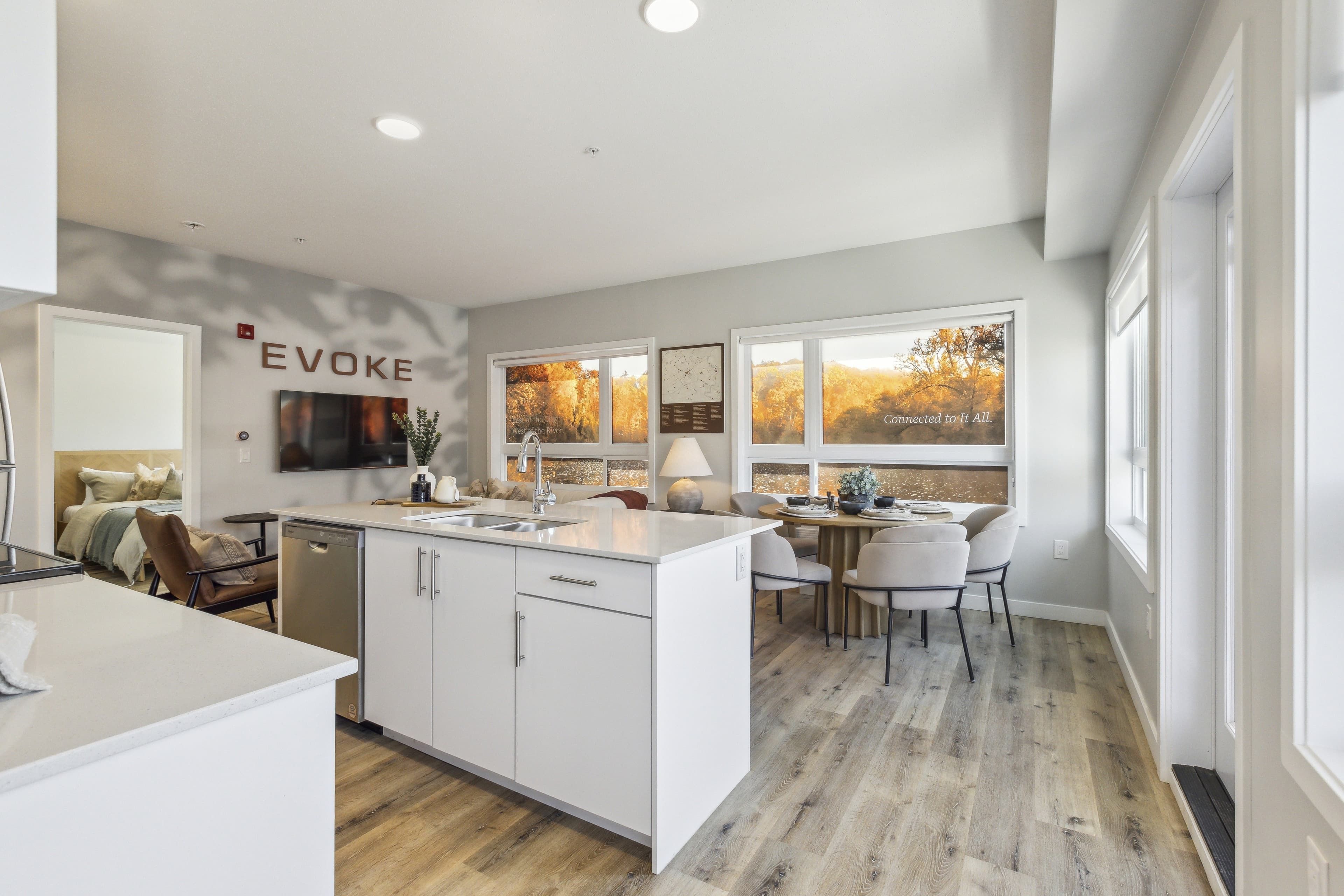 Mainline Living - Photo 5