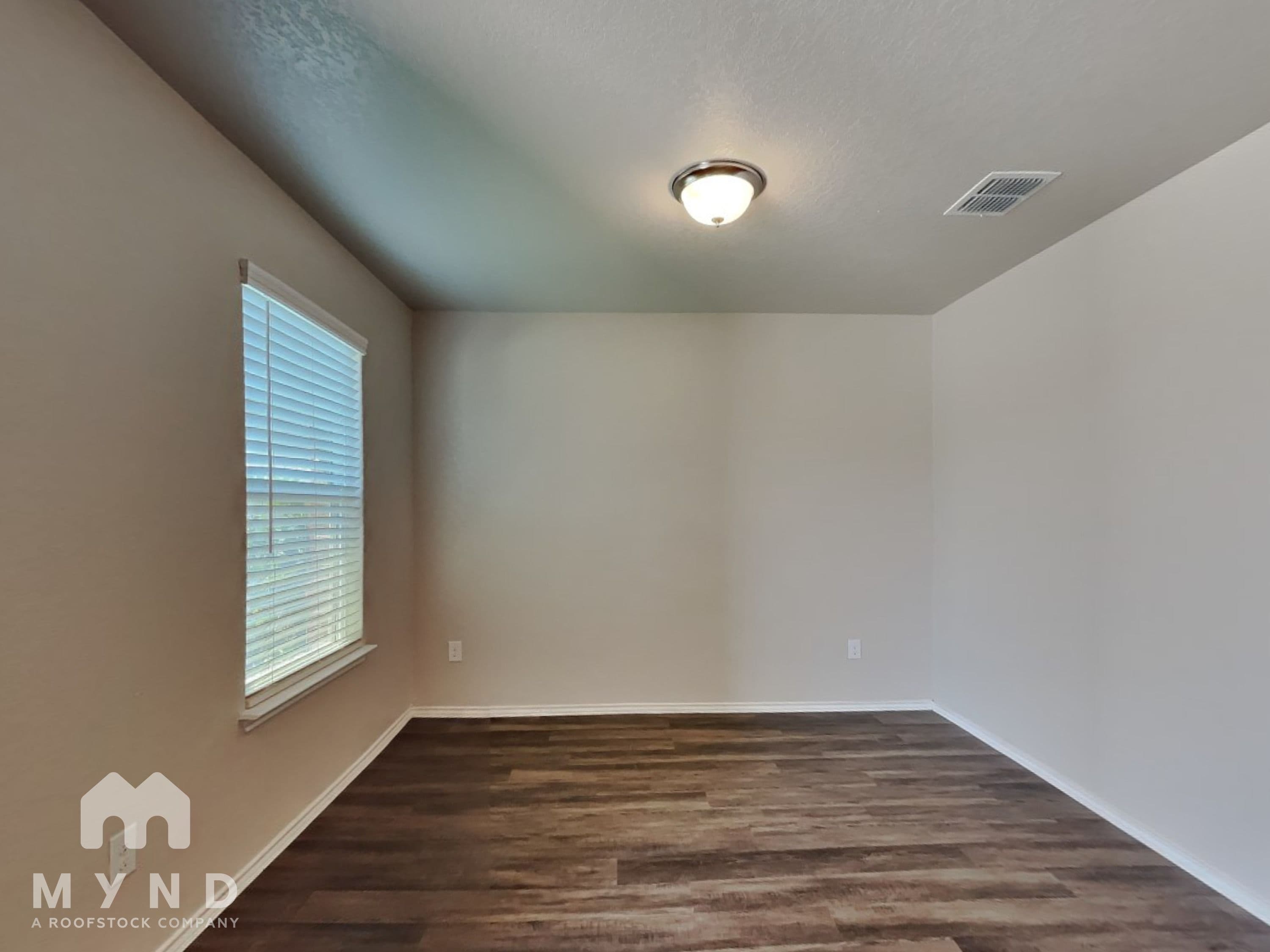 MYND — 4 Bedroom(s) and 2.5 Bathroom(s) - Photo 13