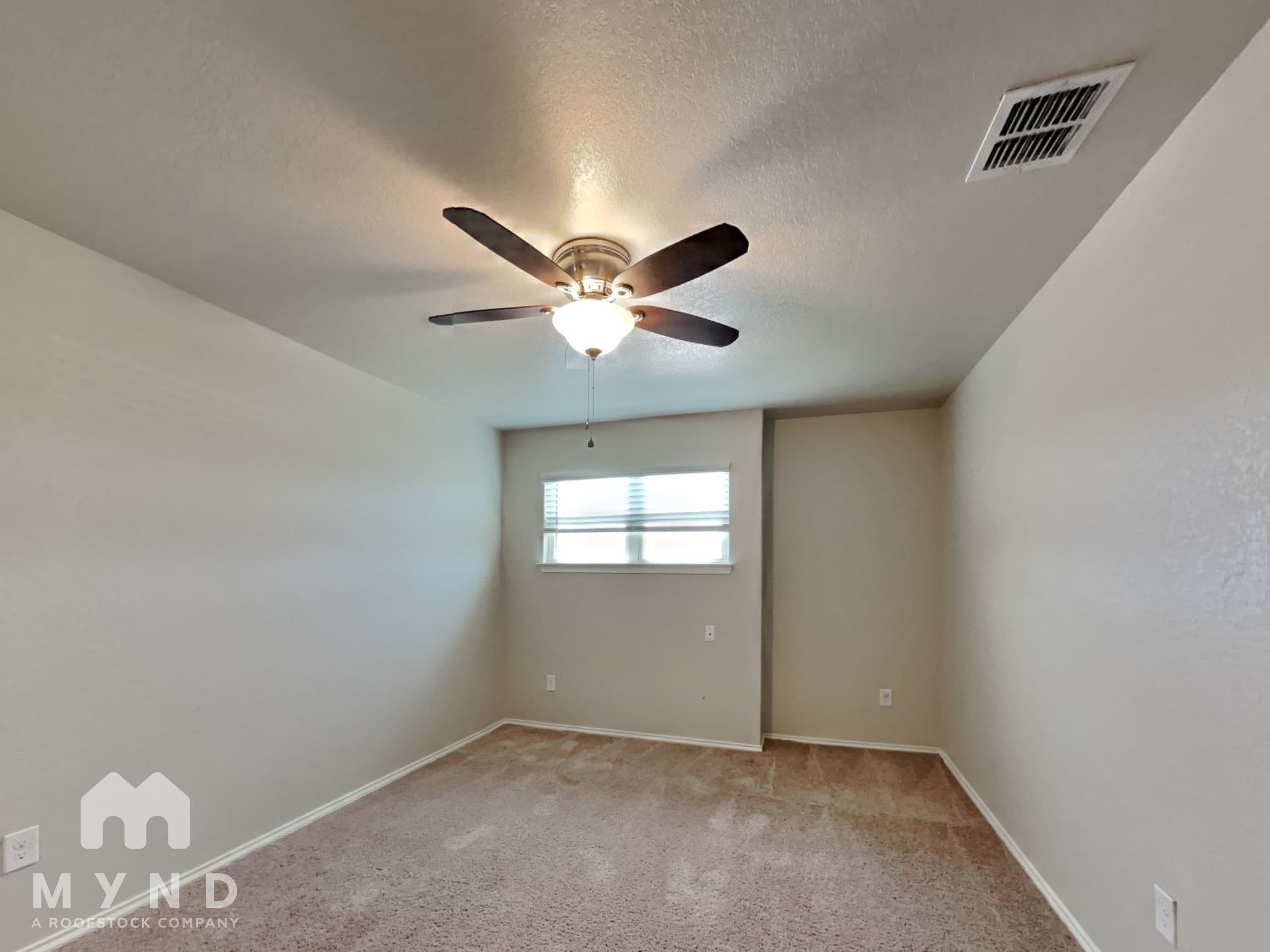 MYND — 4 Bedroom(s) and 2.5 Bathroom(s) - Photo 14