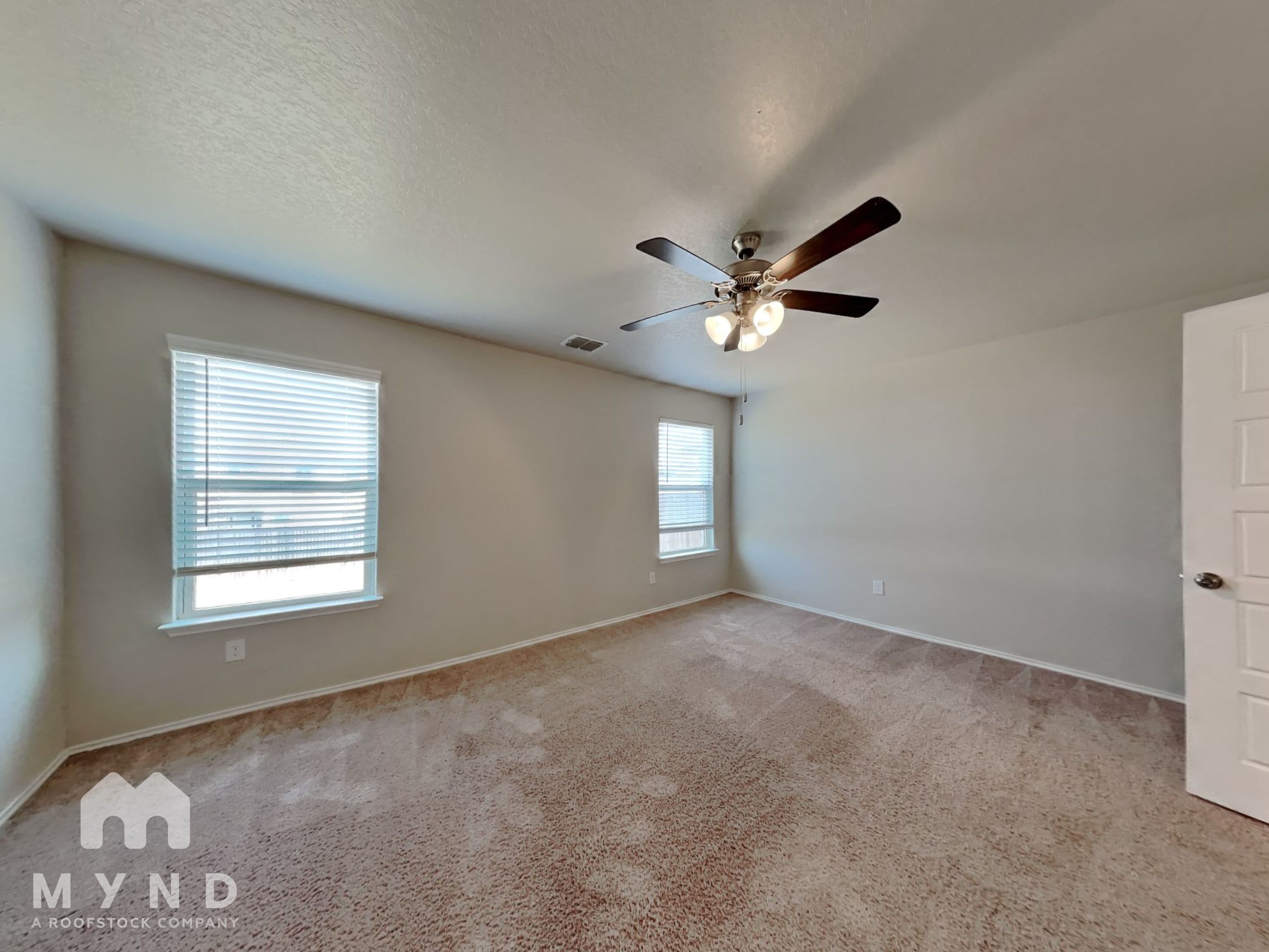 MYND — 4 Bedroom(s) and 2.5 Bathroom(s) - Photo 15