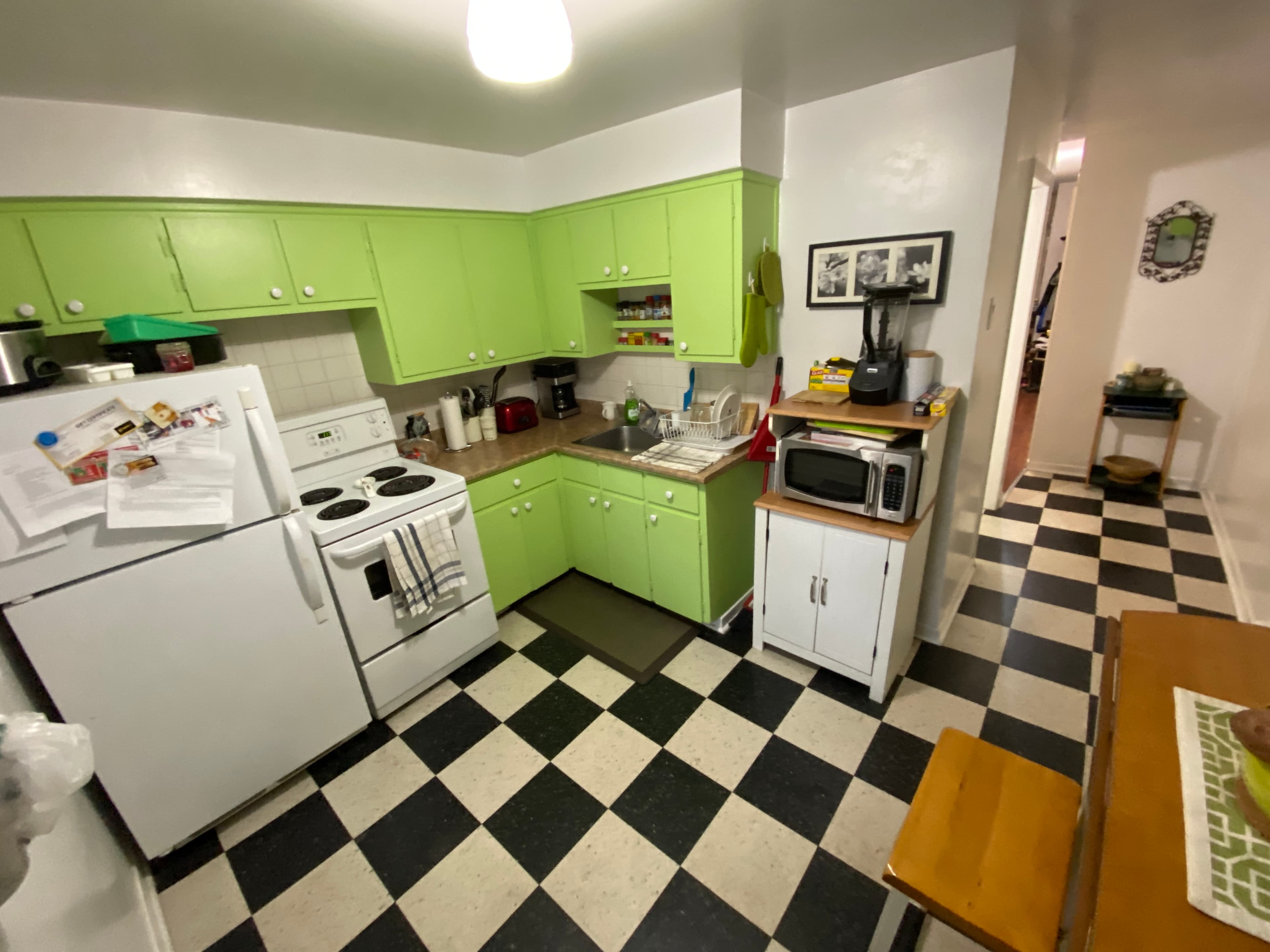 Axon Property Management — 1 - Photo 4