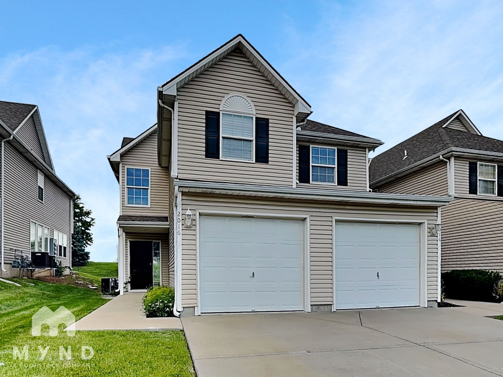 MYND — 3 Bedroom(s) and 2.5 Bathroom(s) - Photo 1