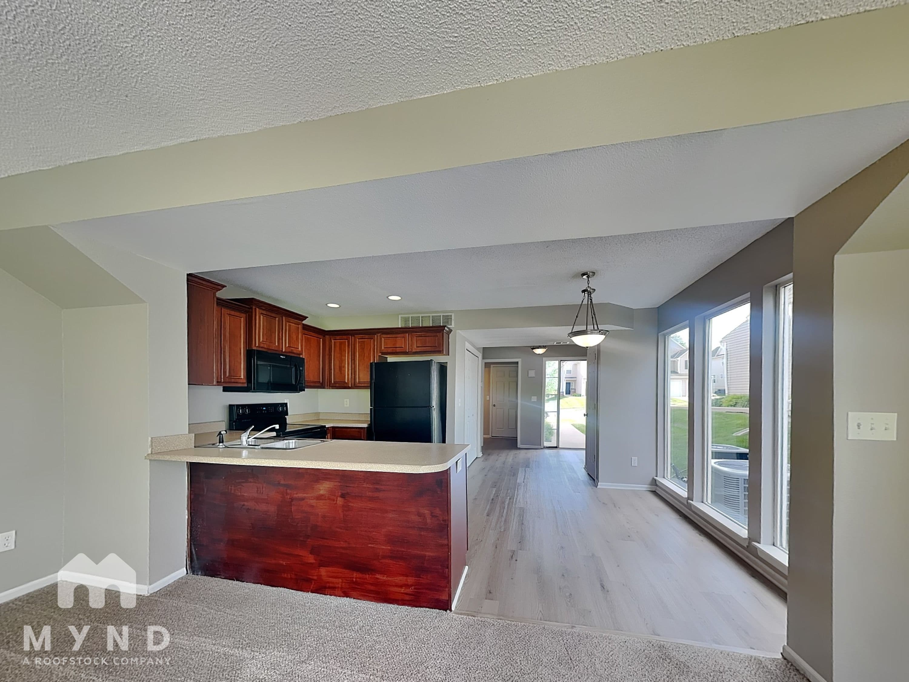 MYND — 3 Bedroom(s) and 2.5 Bathroom(s) - Photo 3