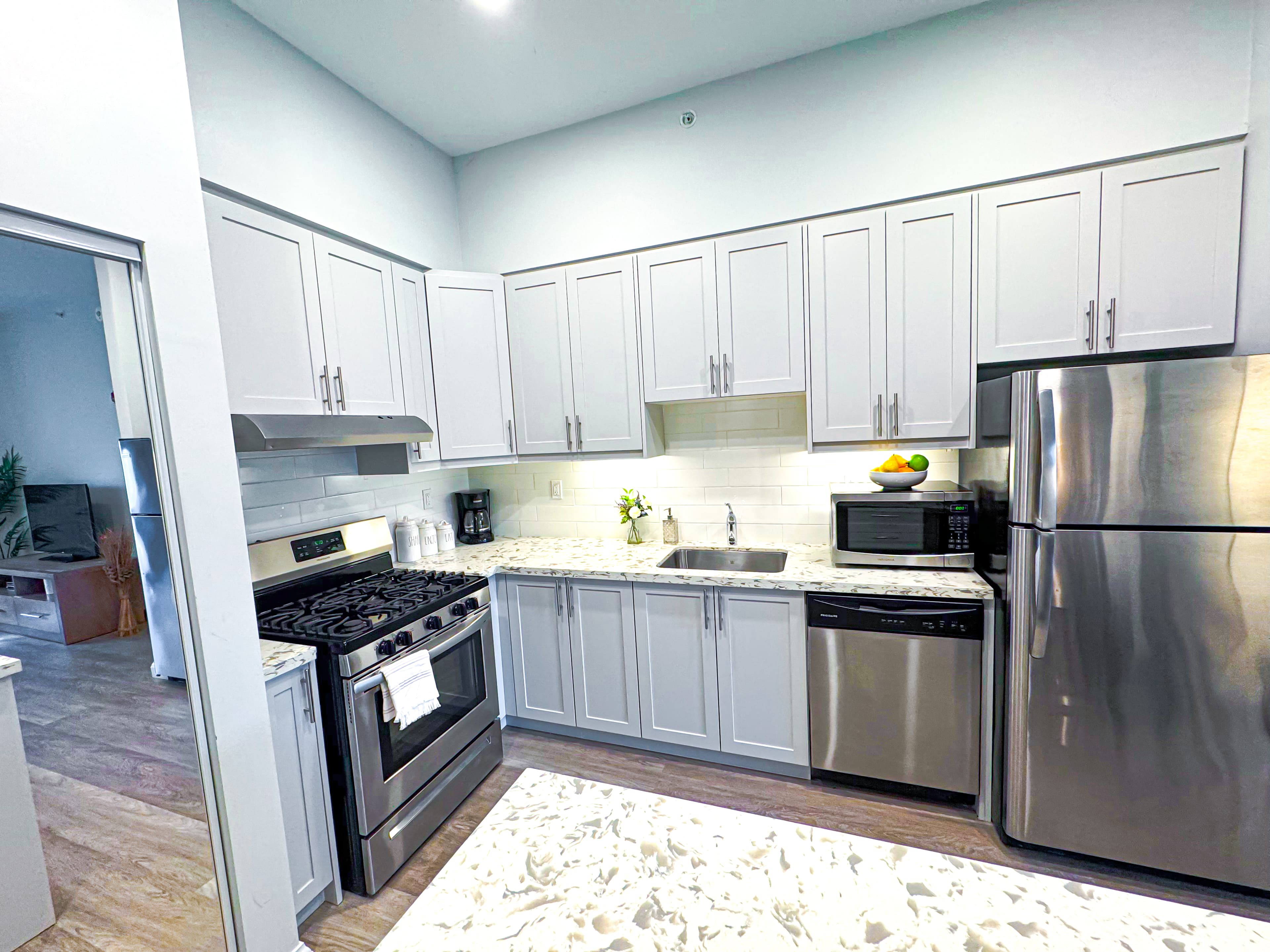 Bayview Group — 1116 - Photo 2