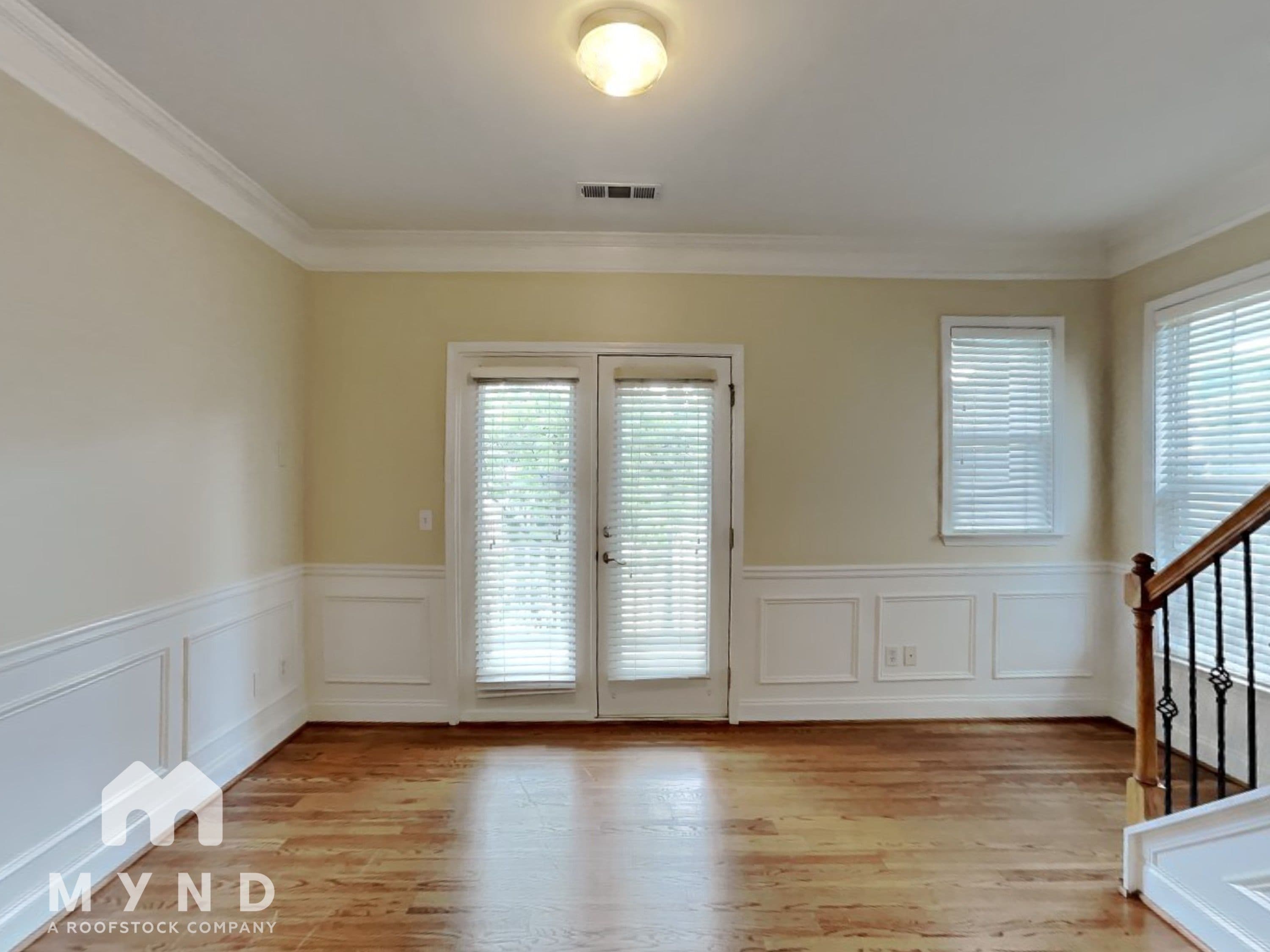 MYND — 3 Bedroom(s) and 3.5 Bathroom(s) - Photo 2