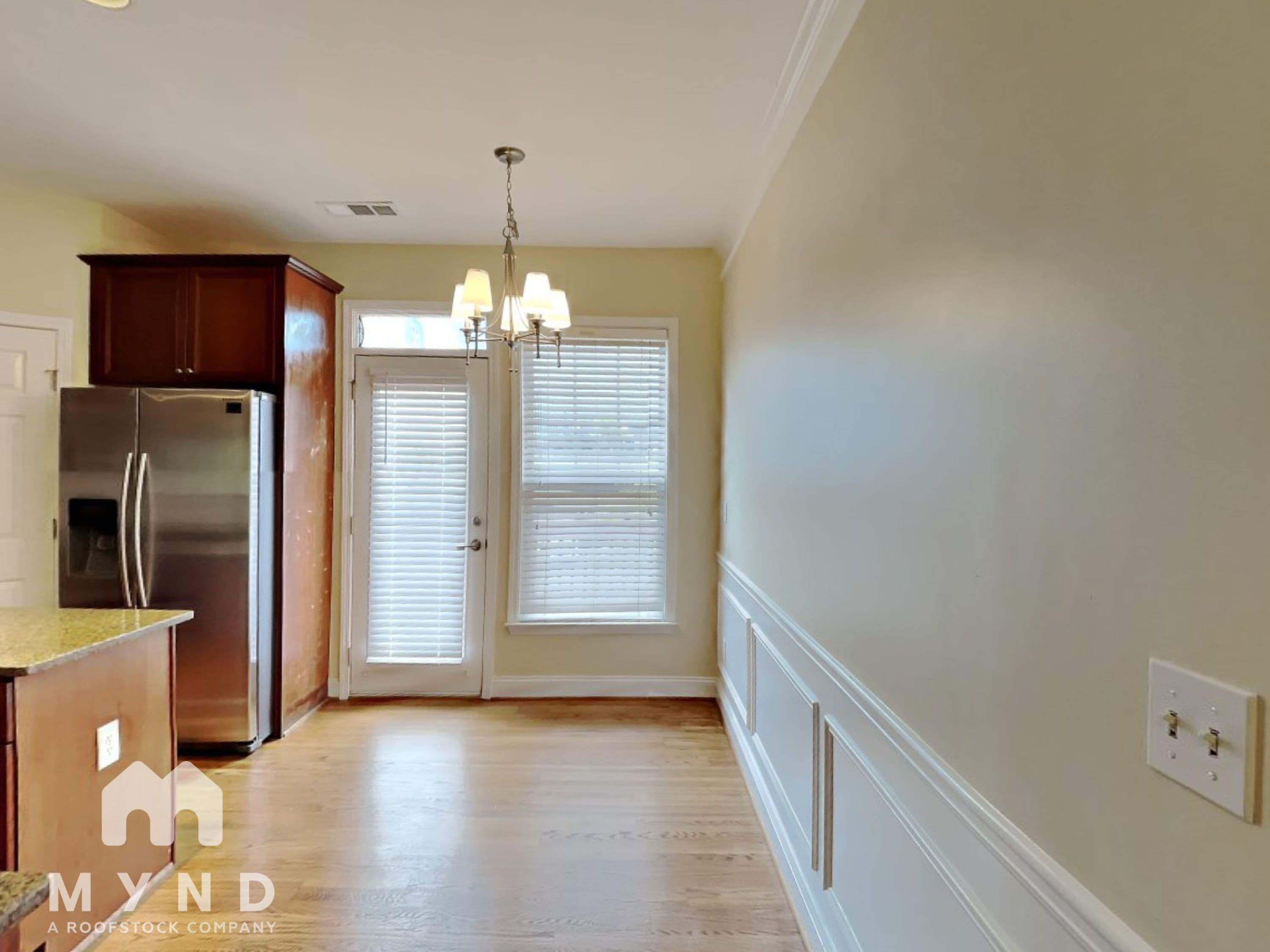 MYND — 3 Bedroom(s) and 3.5 Bathroom(s) - Photo 5