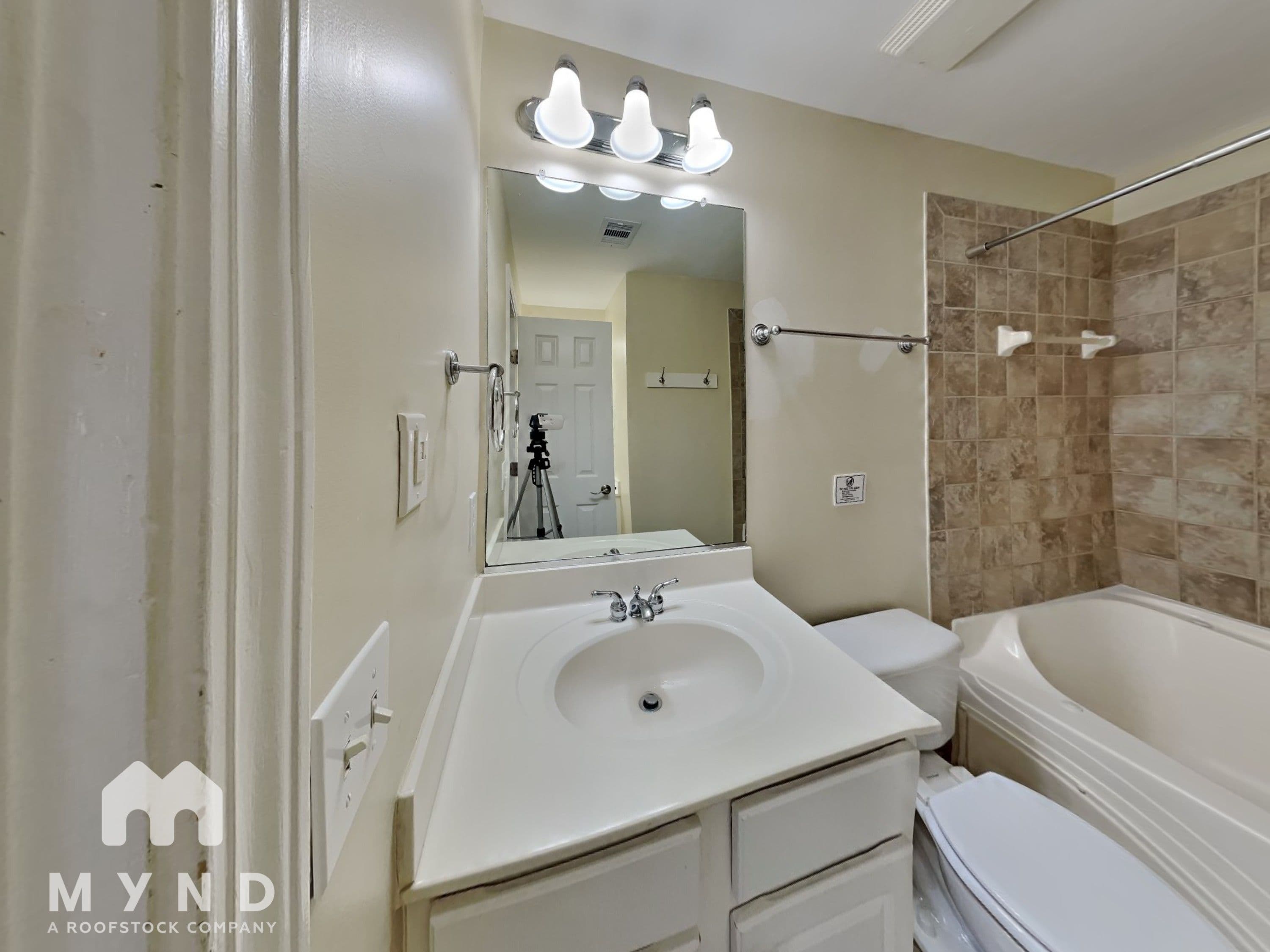 MYND — 3 Bedroom(s) and 3.5 Bathroom(s) - Photo 10