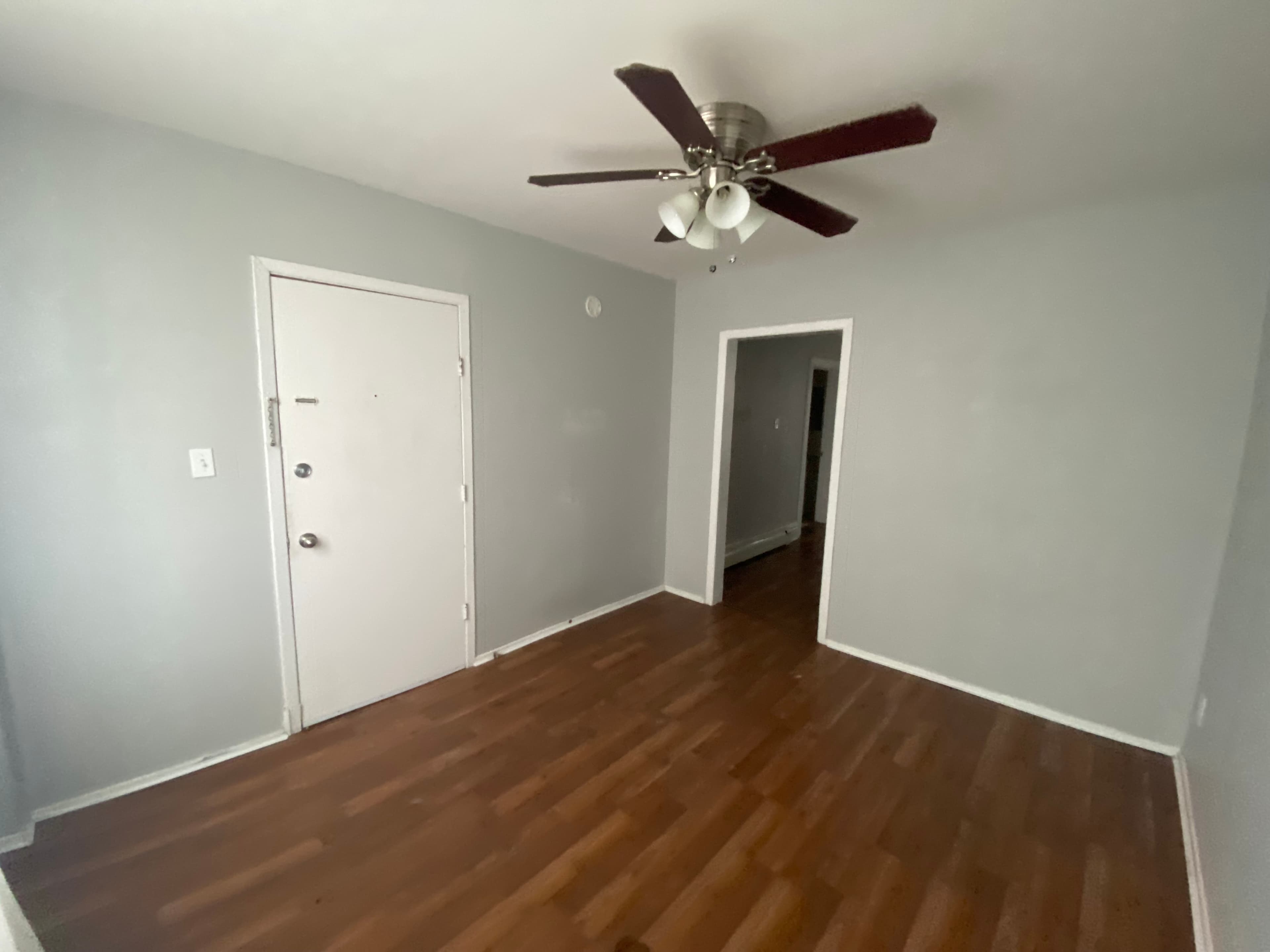 Axon Property Management - Photo 4