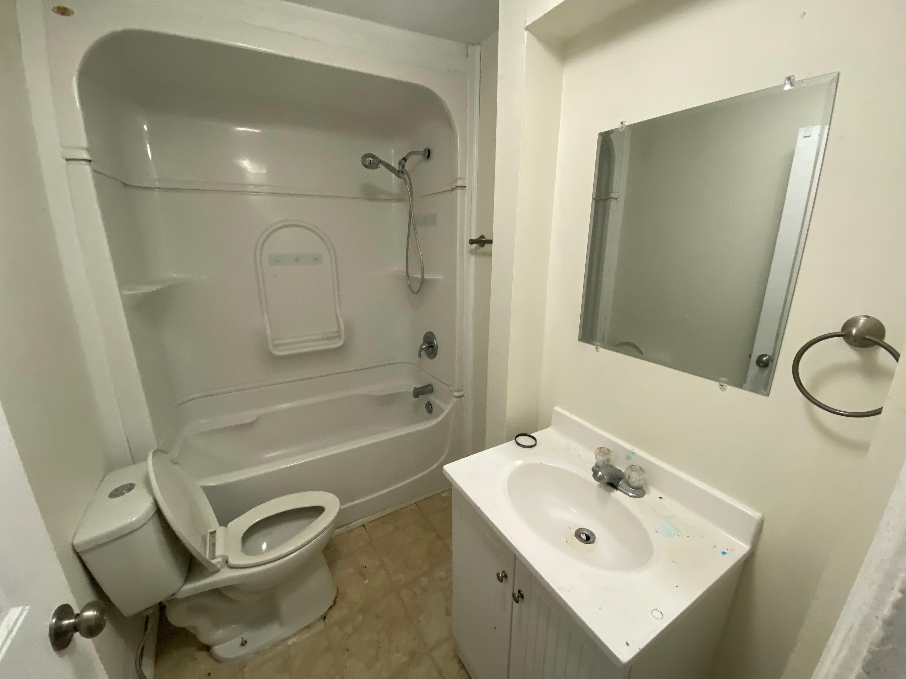 Axon Property Management - Photo 9