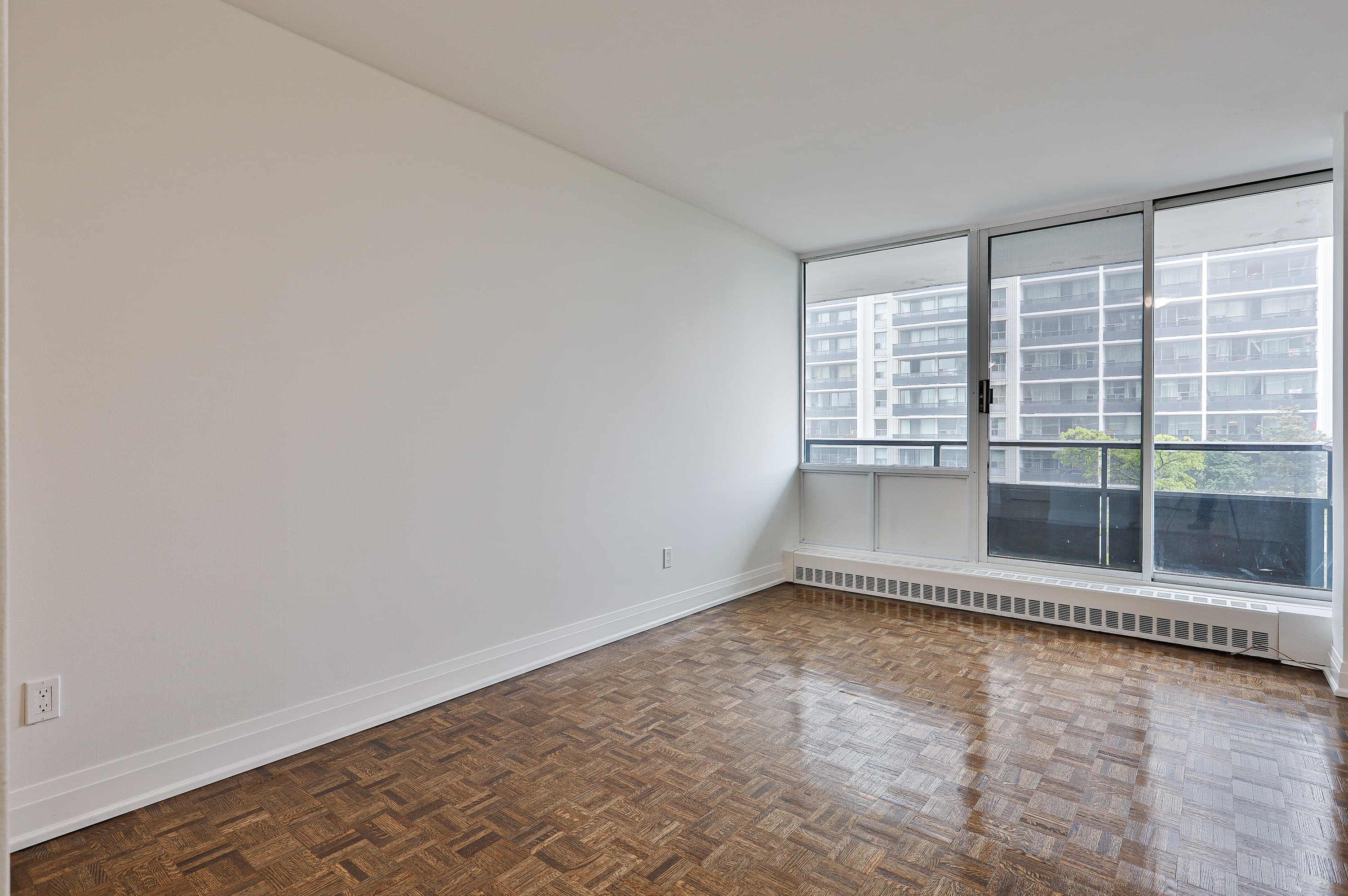 Westdale Properties — JR-1 Bed - Photo 5