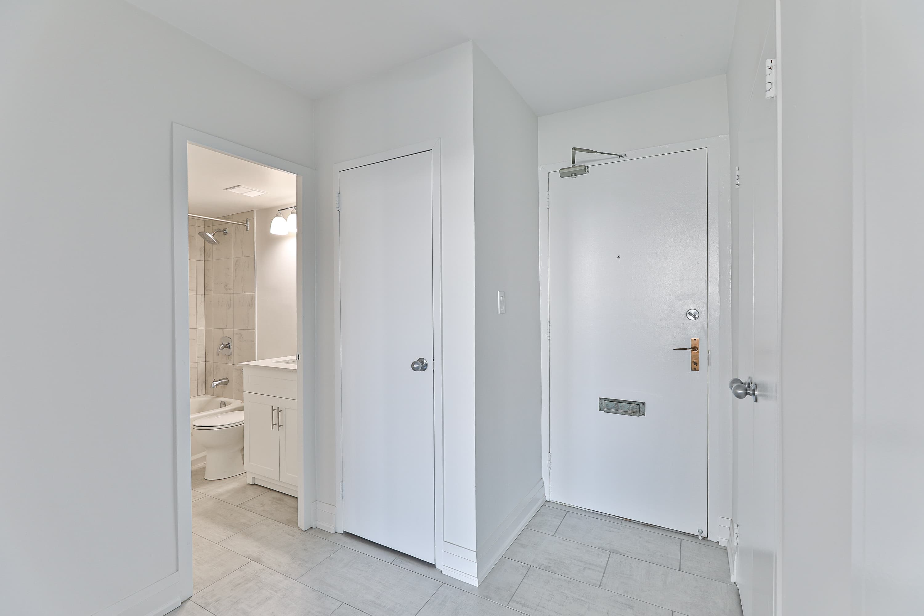 Westdale Properties — JR-1 Bed - Photo 15