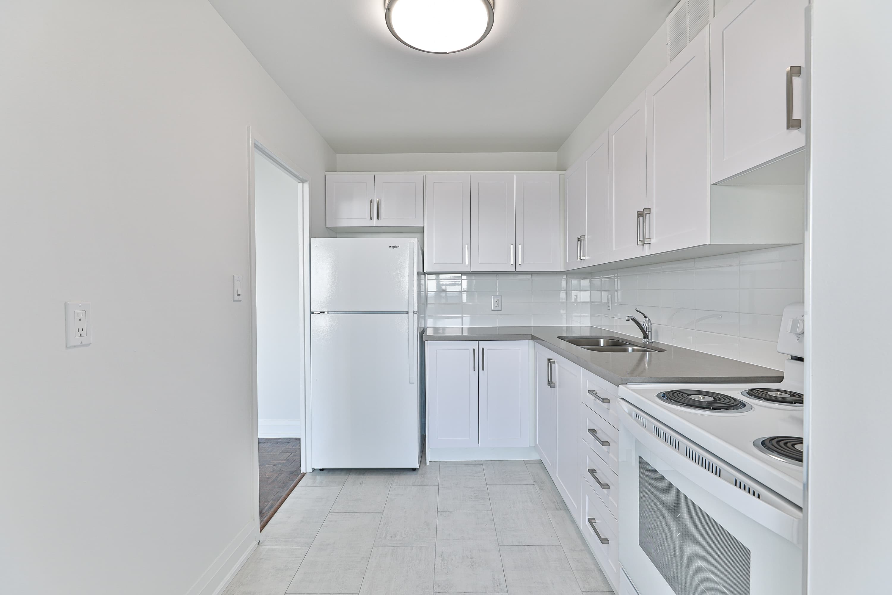 Westdale Properties — JR-1 Bed - Photo 26