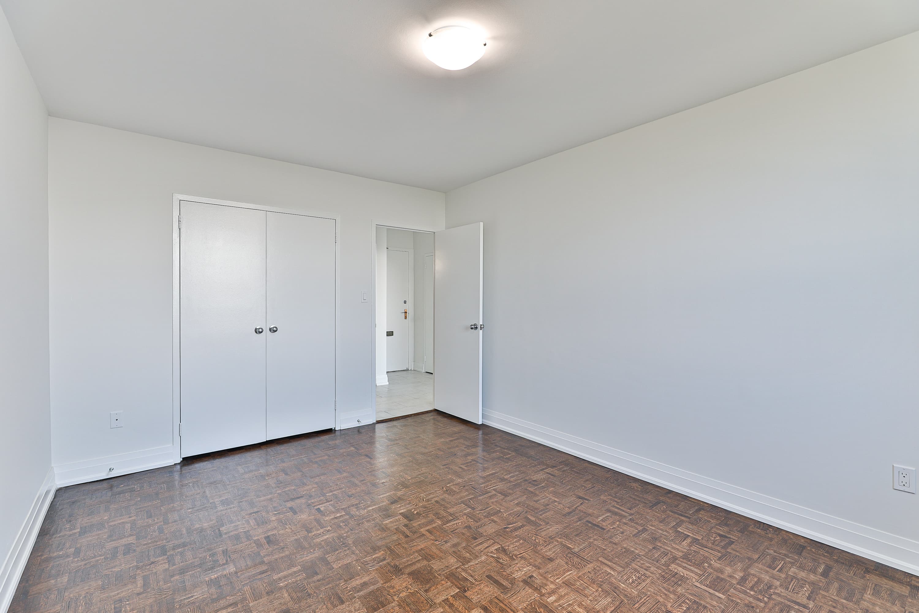 Westdale Properties — JR-1 Bed - Photo 20