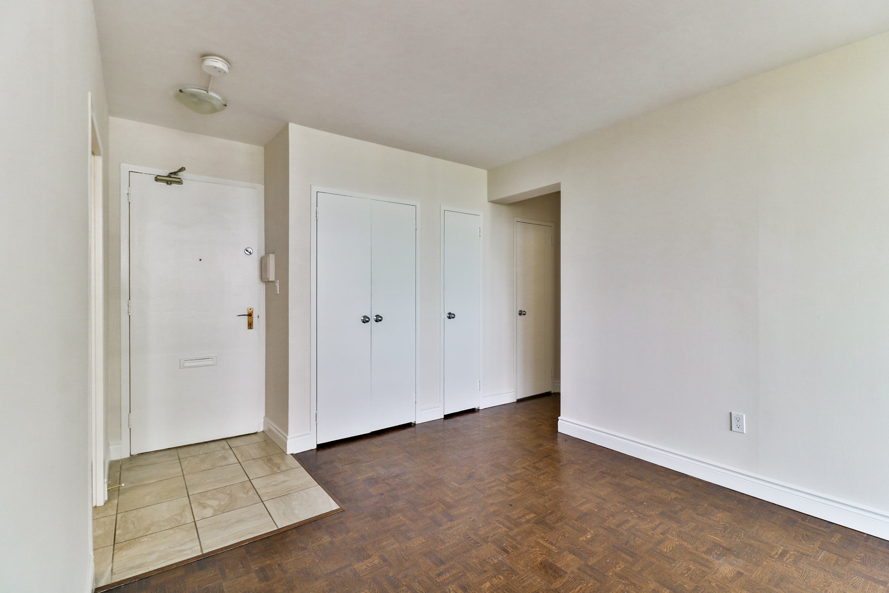 Westdale Properties — JR-1 Bed - Photo 31