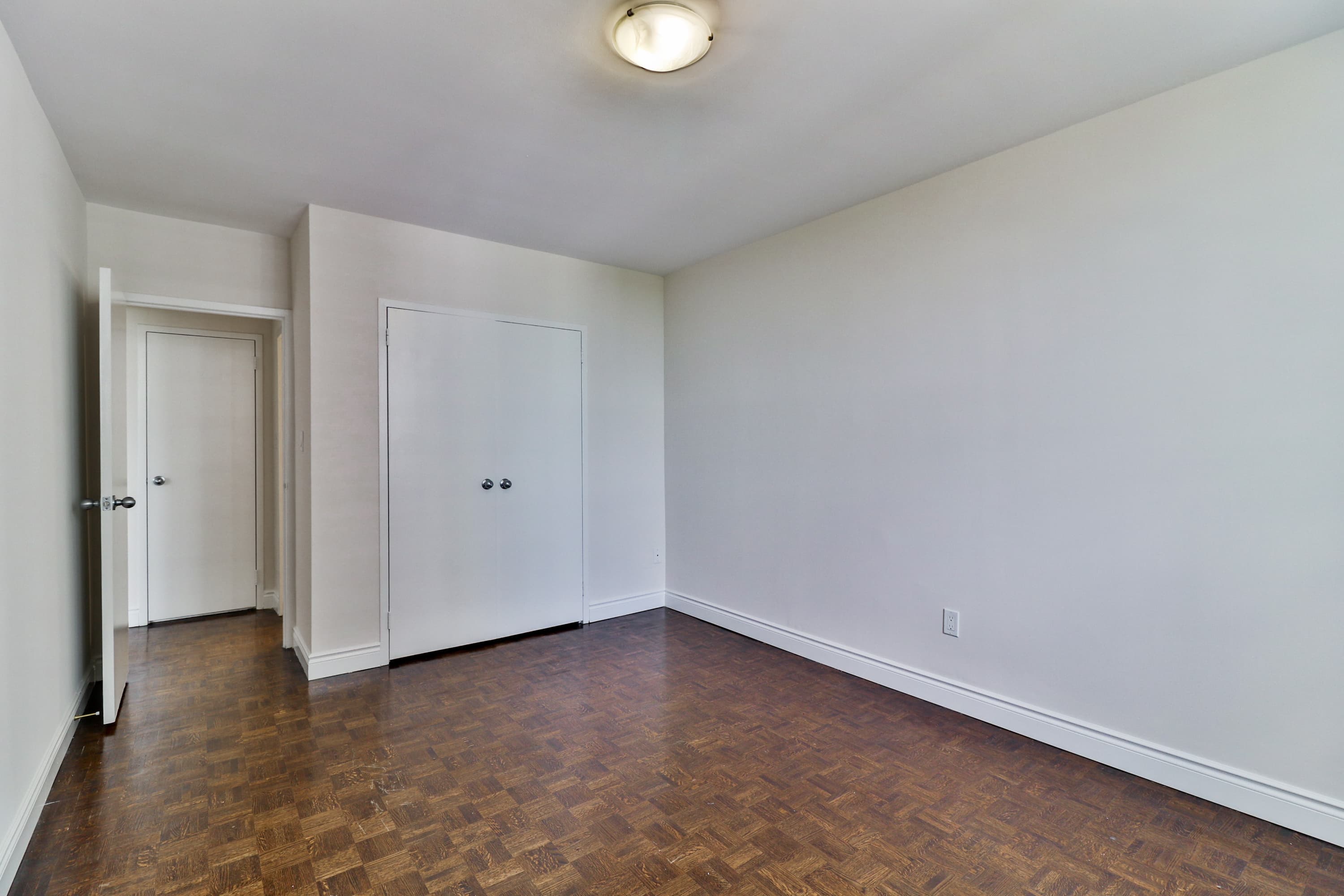 Westdale Properties — JR-1 Bed - Photo 47