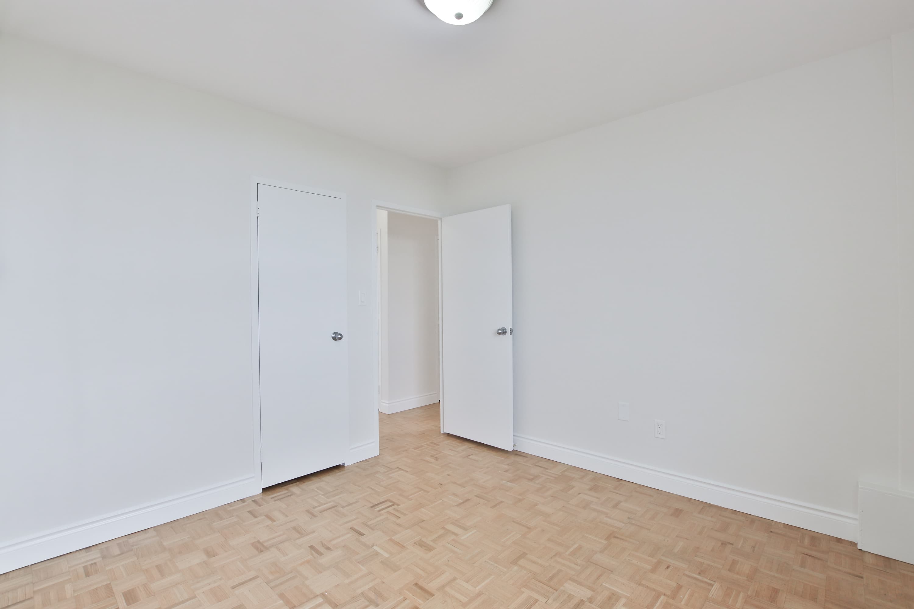 Westdale Properties — JR-1 Bed - Photo 63