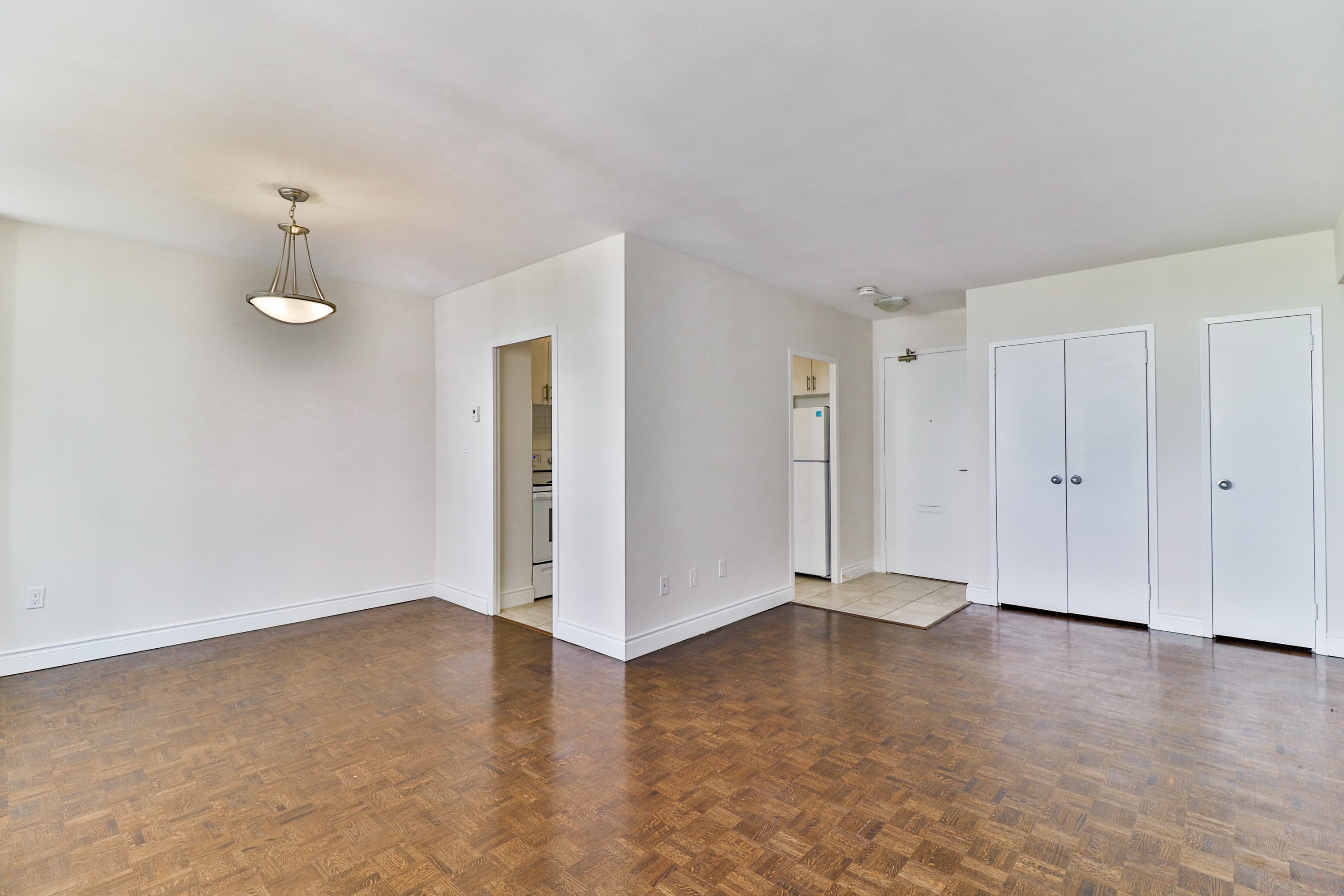 Westdale Properties — 1-Bed - Photo 16