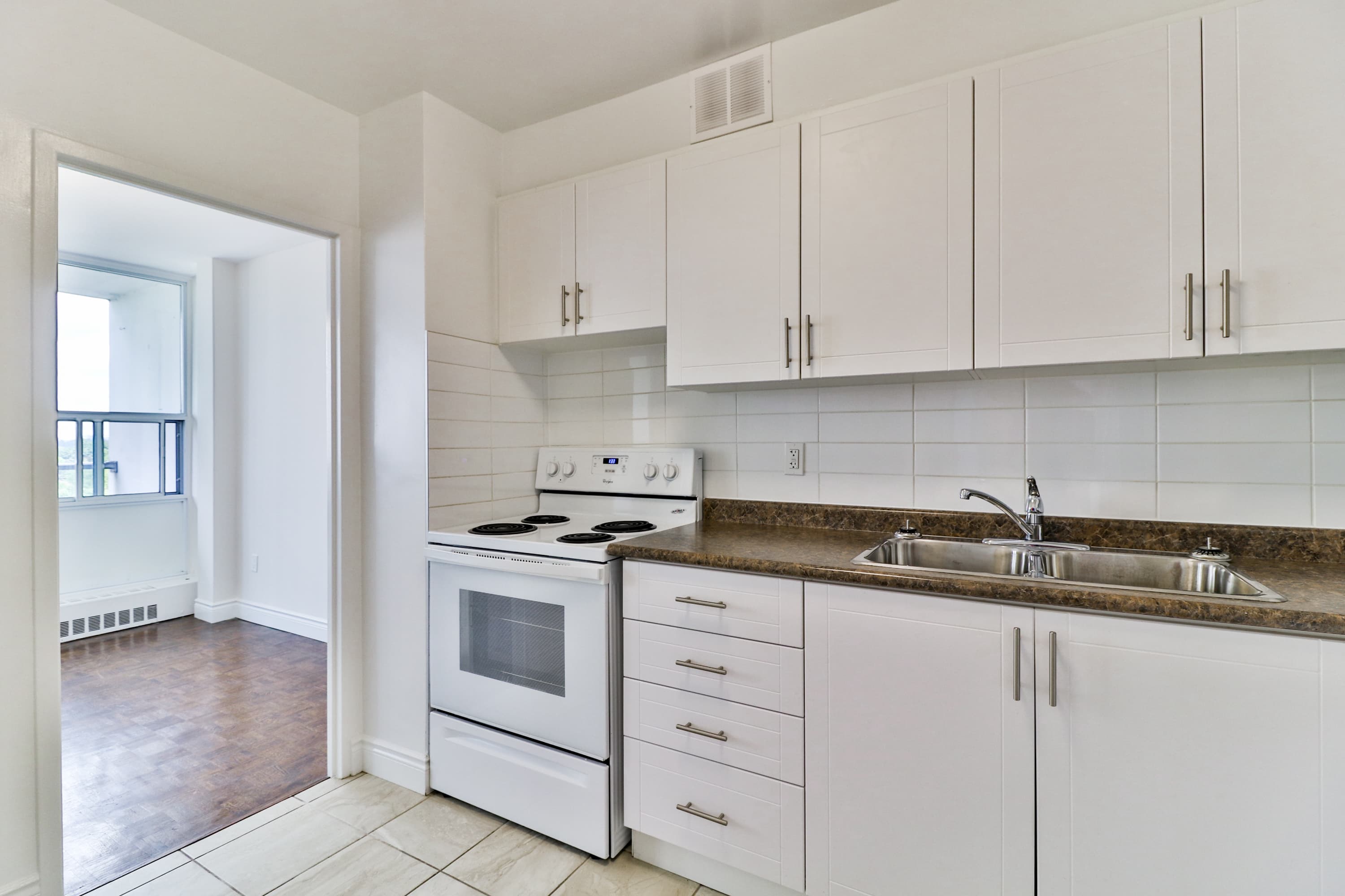 Westdale Properties — 1-Bed - Photo 32