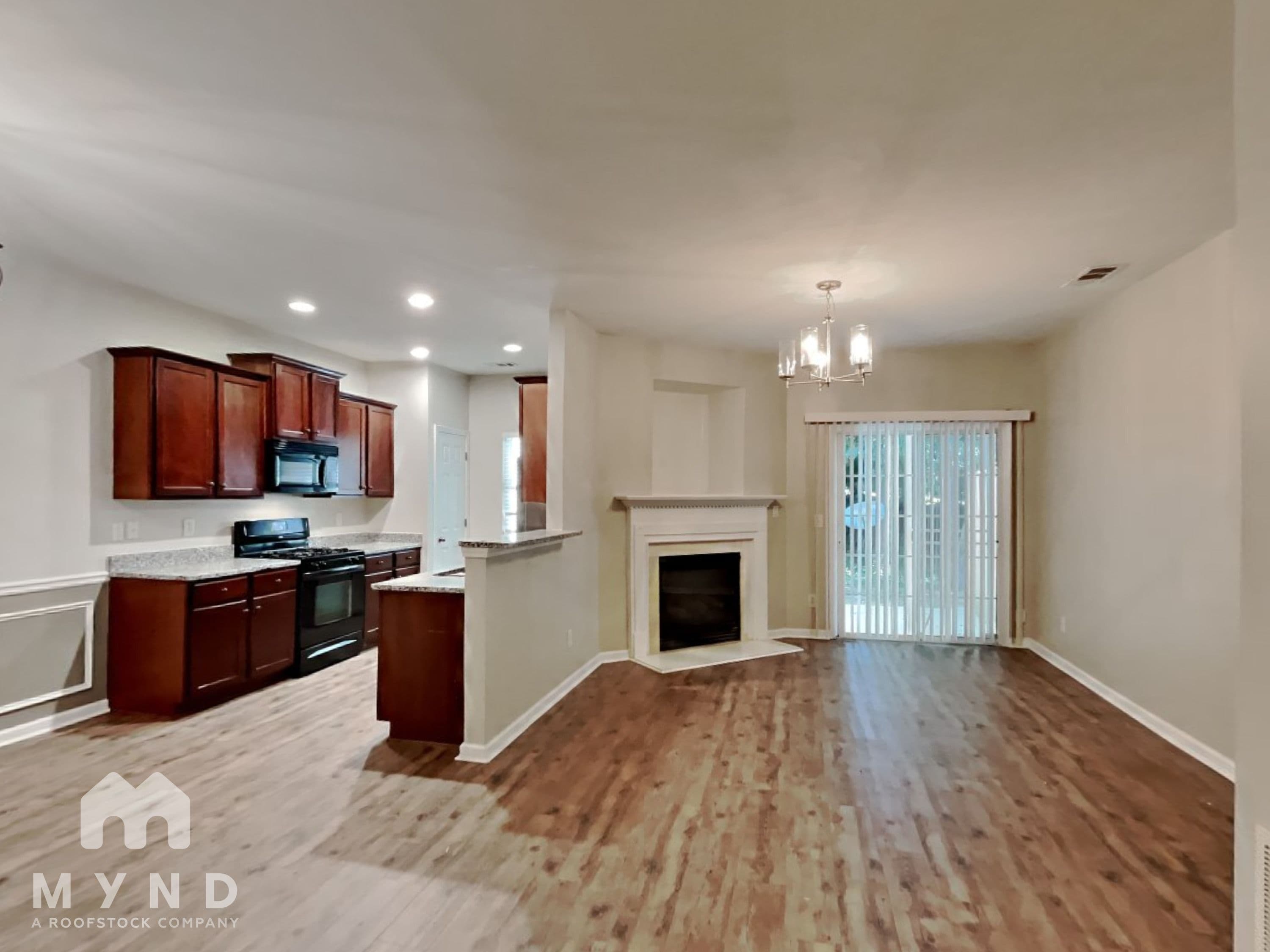 MYND — 3 Bedroom(s) and 2.5 Bathroom(s) - Photo 4
