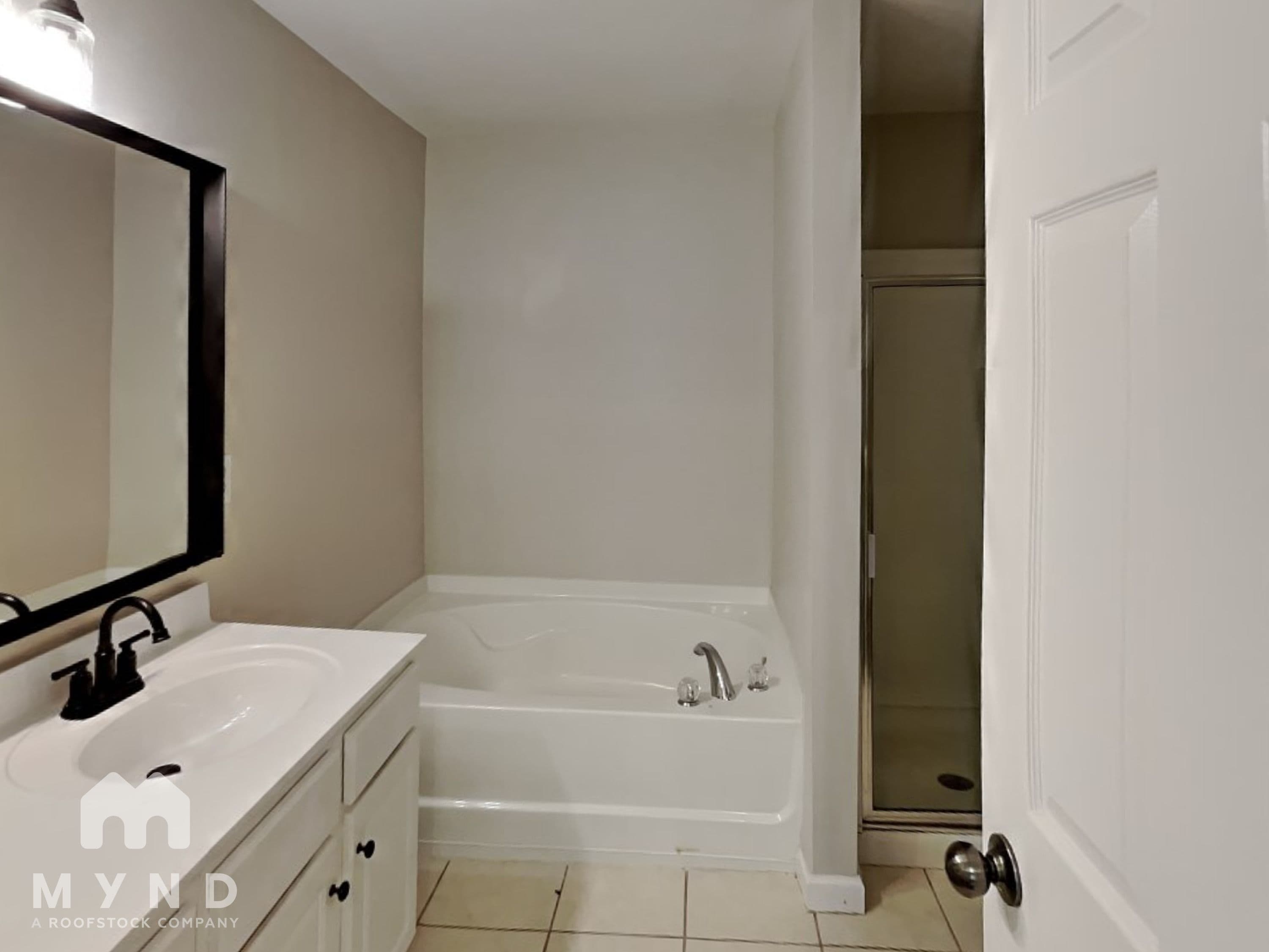 MYND — 3 Bedroom(s) and 2.5 Bathroom(s) - Photo 15