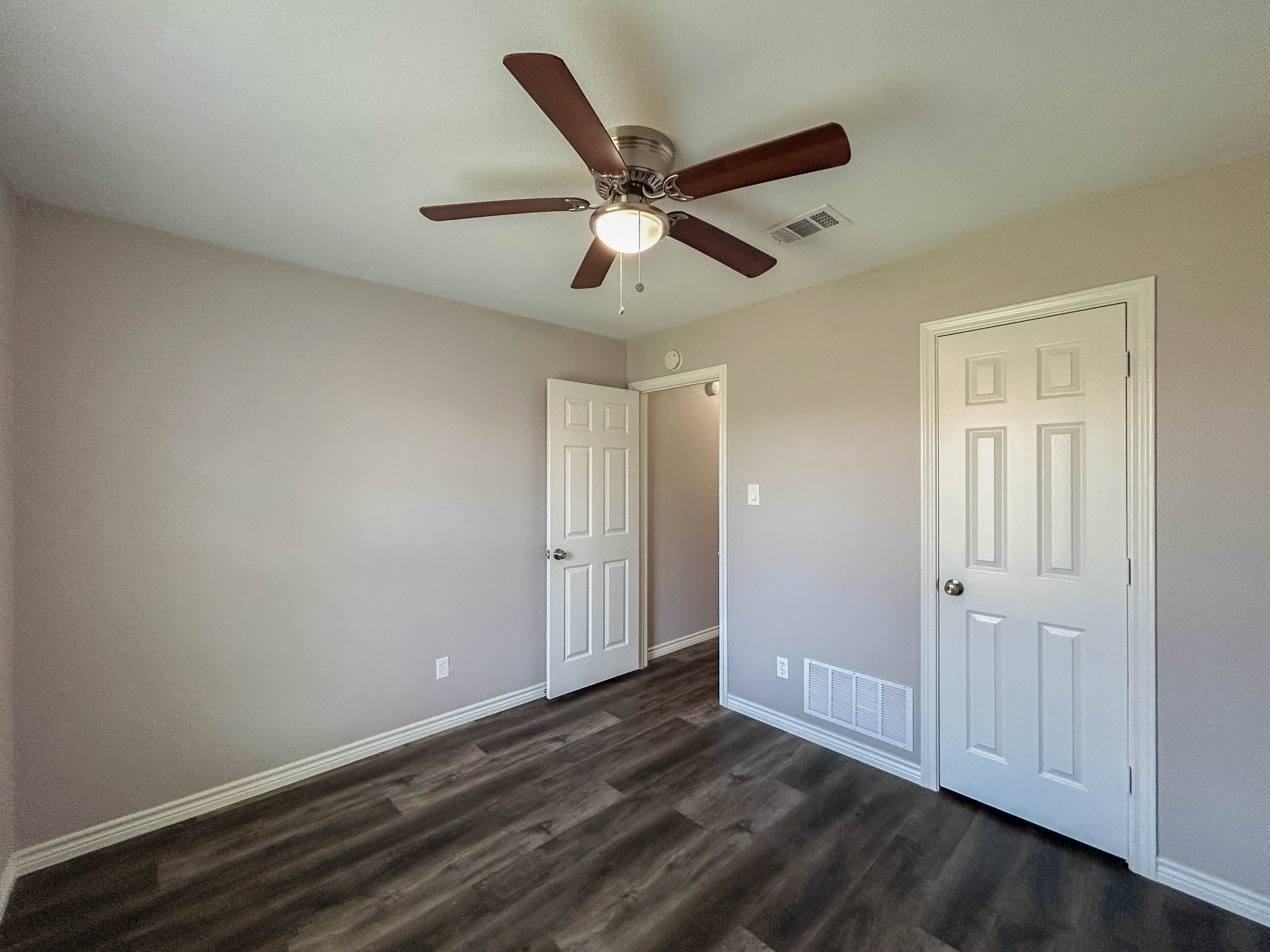 Scott Brown Properties - Photo 17