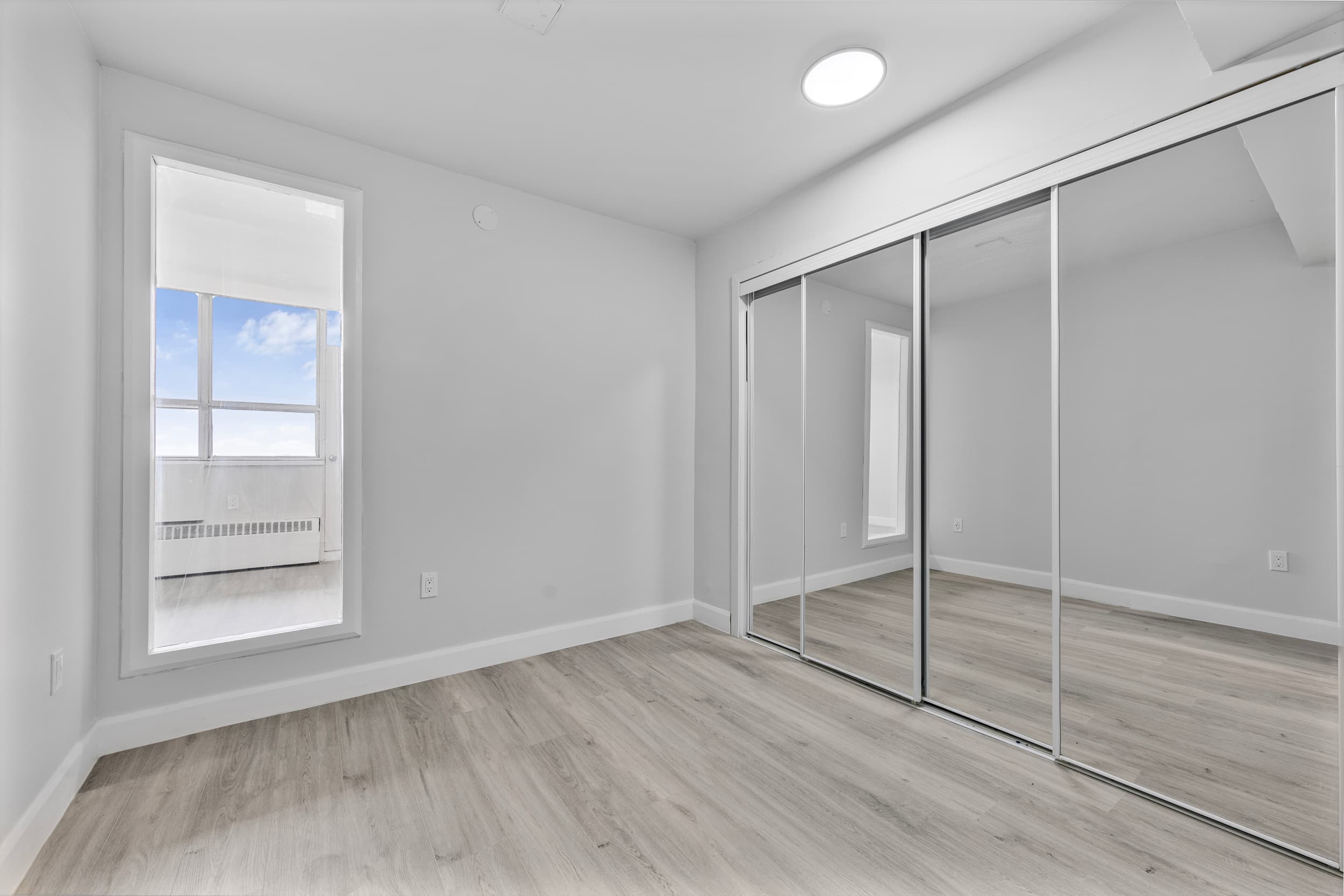 Centennial Tower - Photo 36