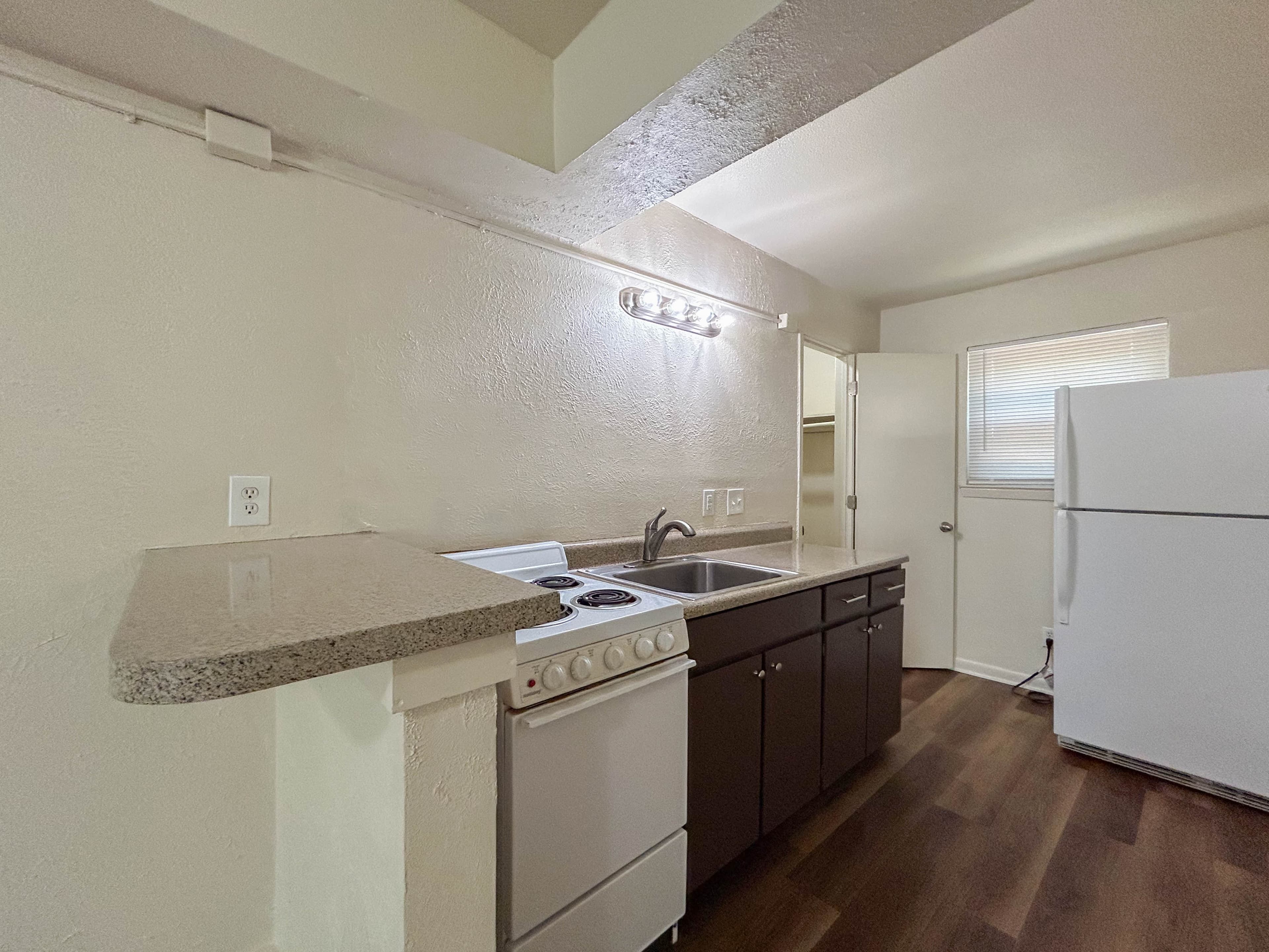 Scott Brown Properties - Photo 5