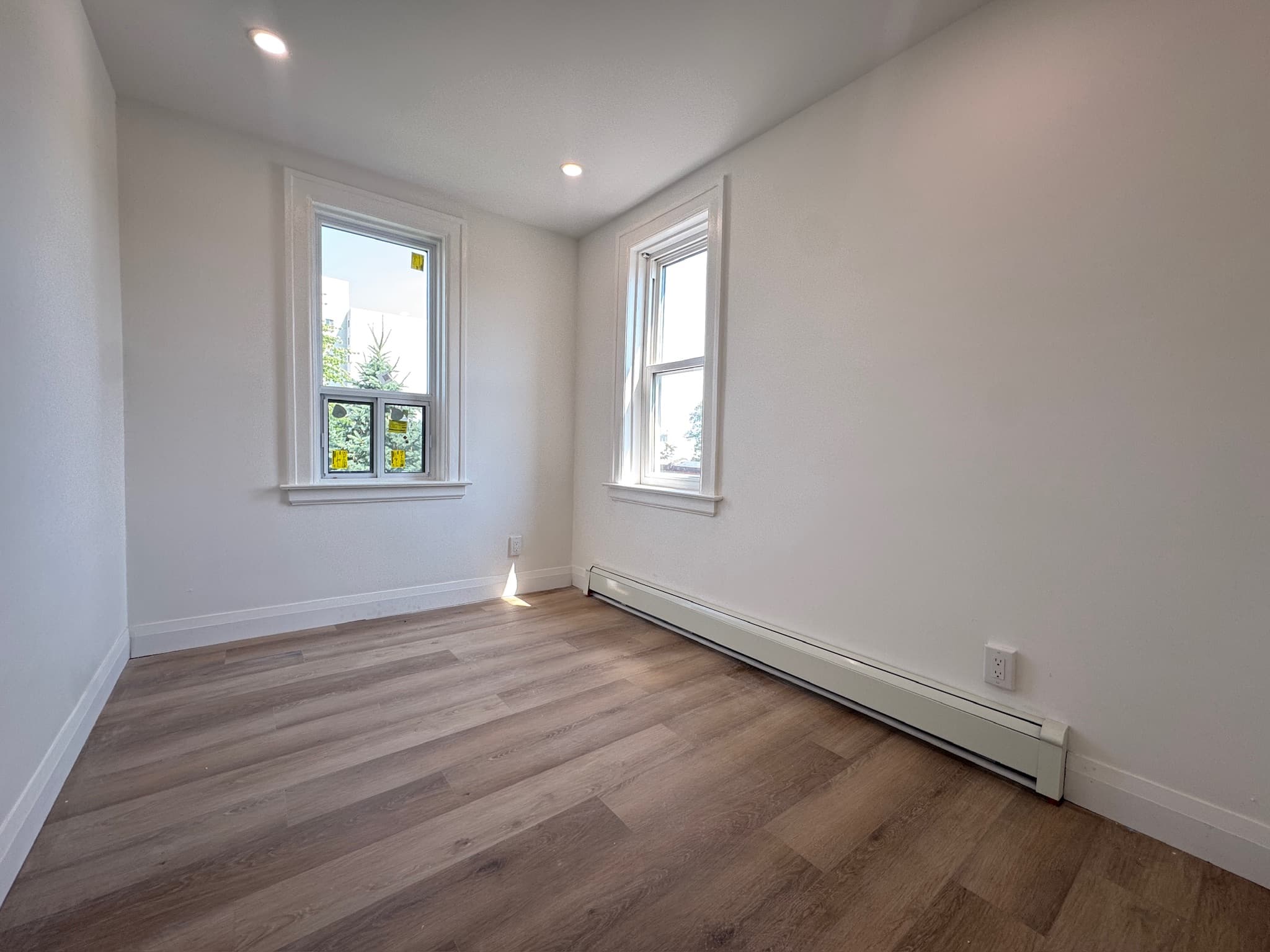 Whitehall Apartments — 15 - Photo 6