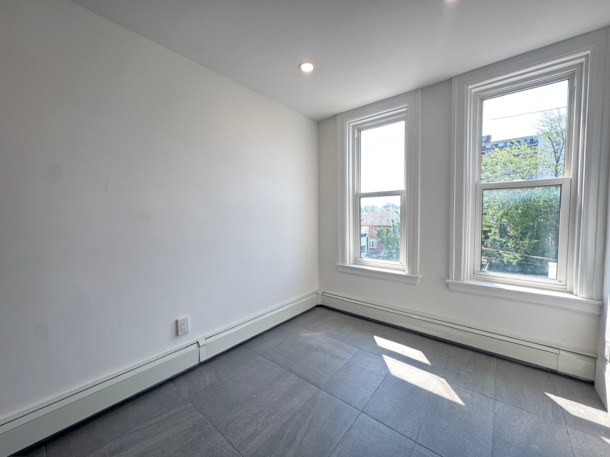 Whitehall Apartments — 15 - Photo 4
