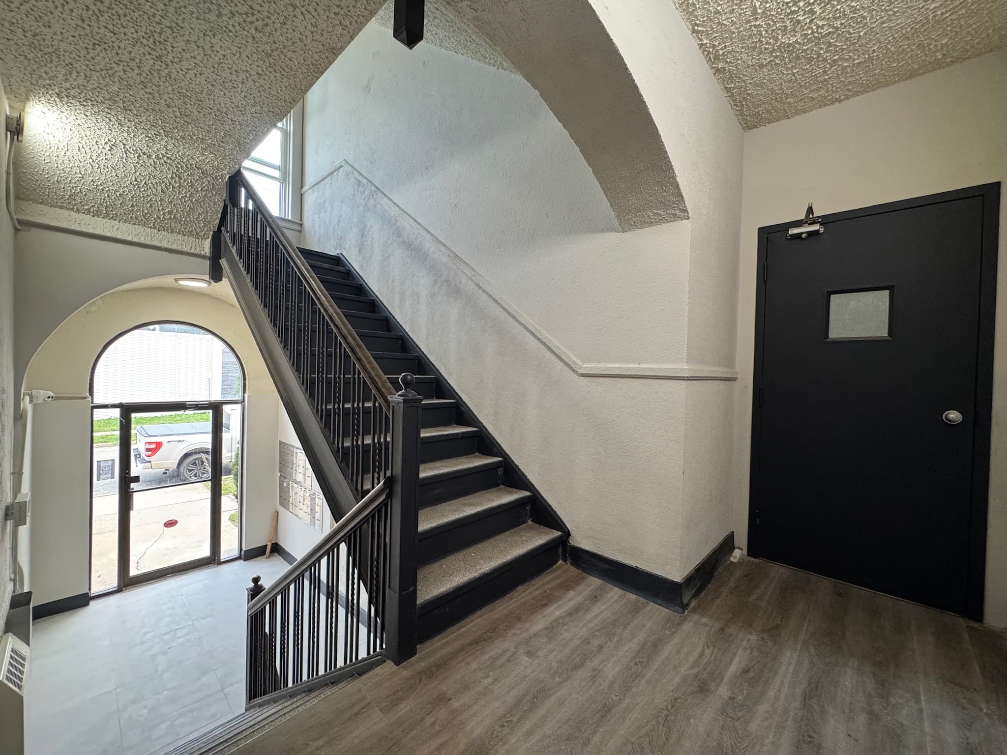Whitehall Apartments — 15 - Photo 12