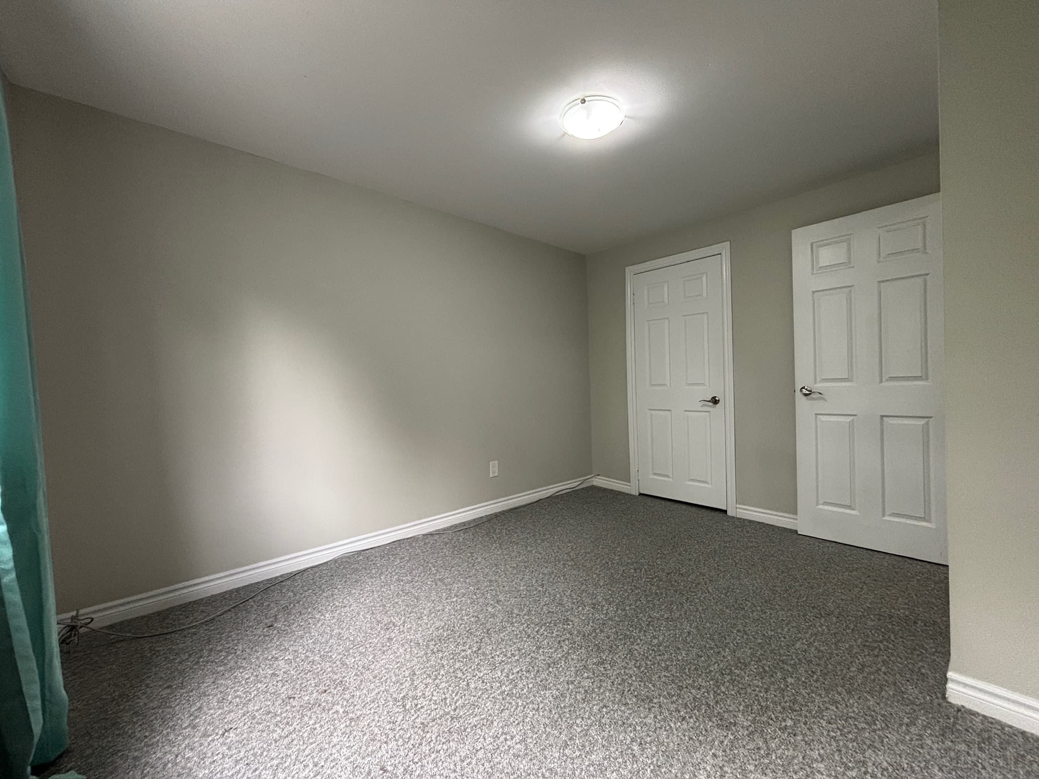 Whitehall Apartments — A01 - Photo 9