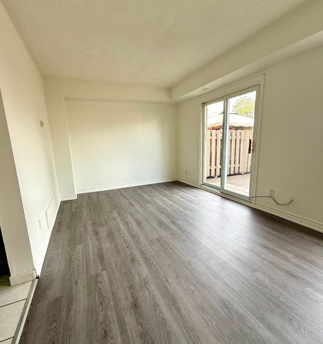 Whitehall Apartments — 42 - Photo 2