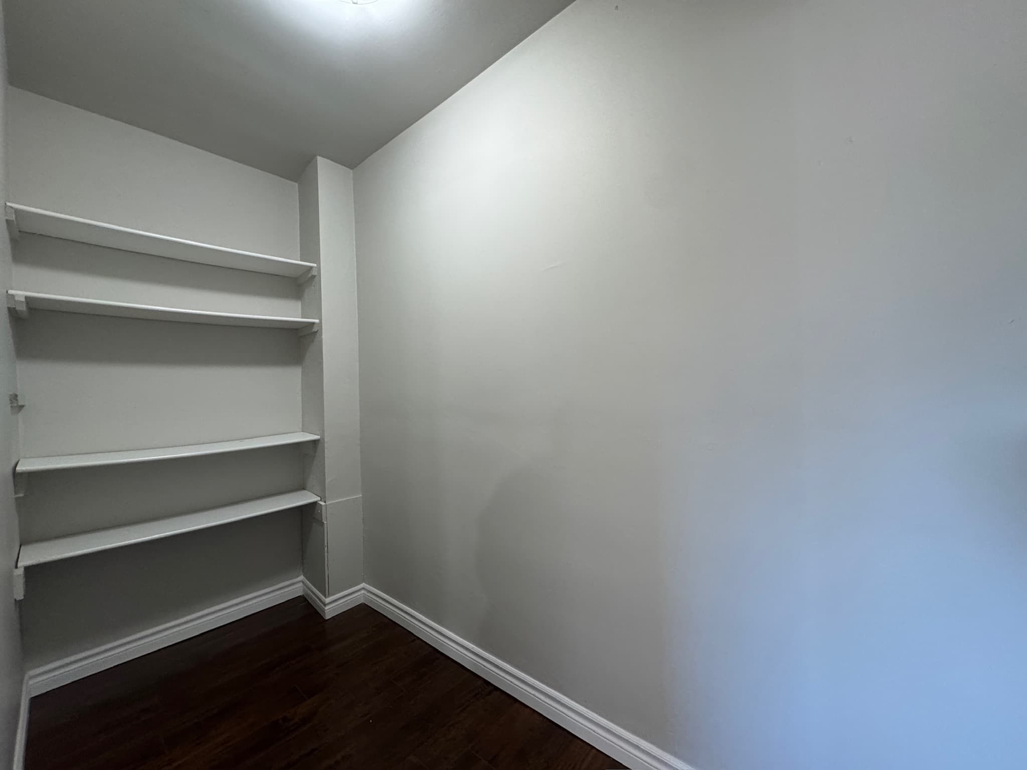 Whitehall Apartments — 14 - Photo 25