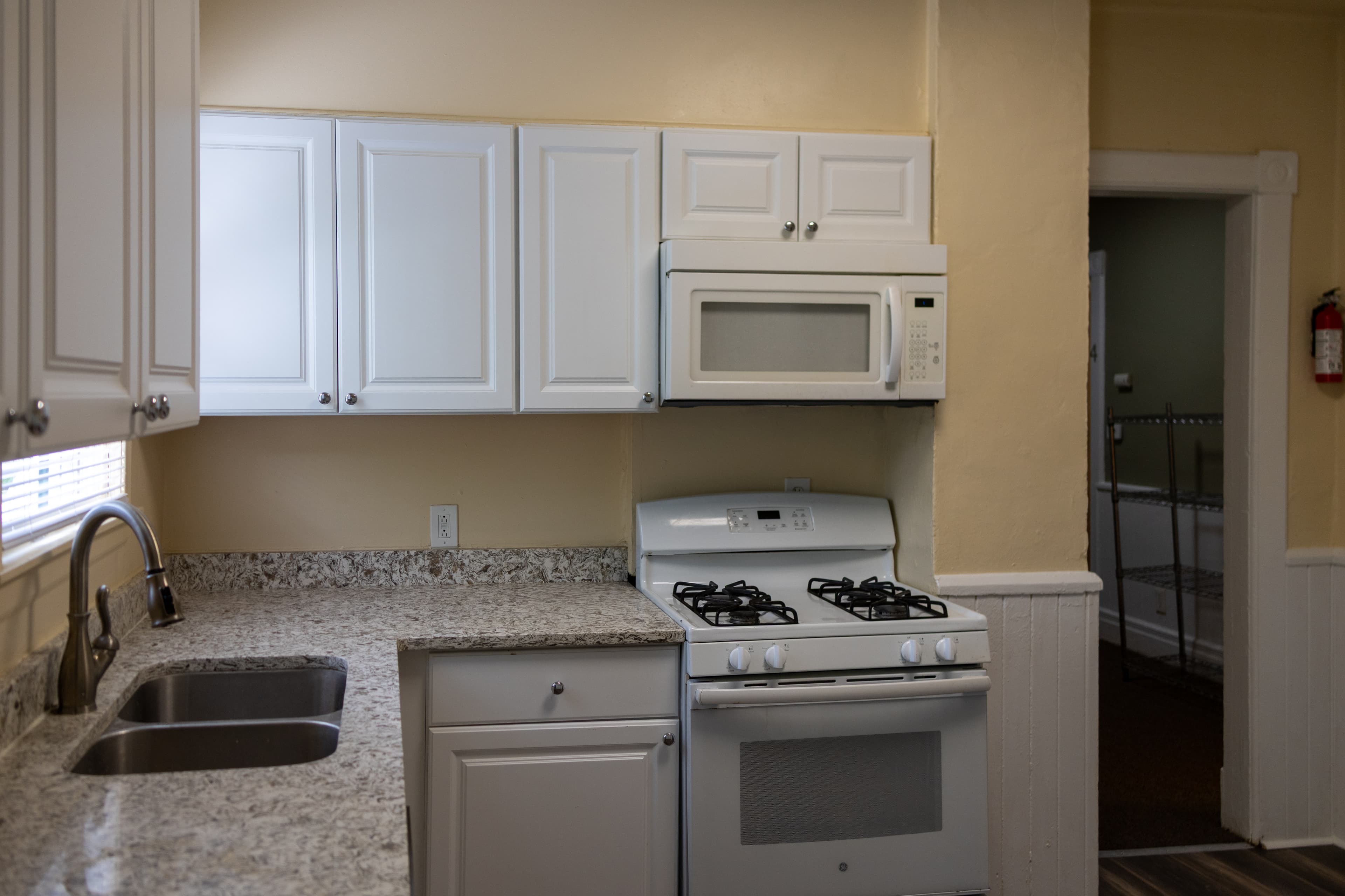Investor’s Property Management - Photo 8