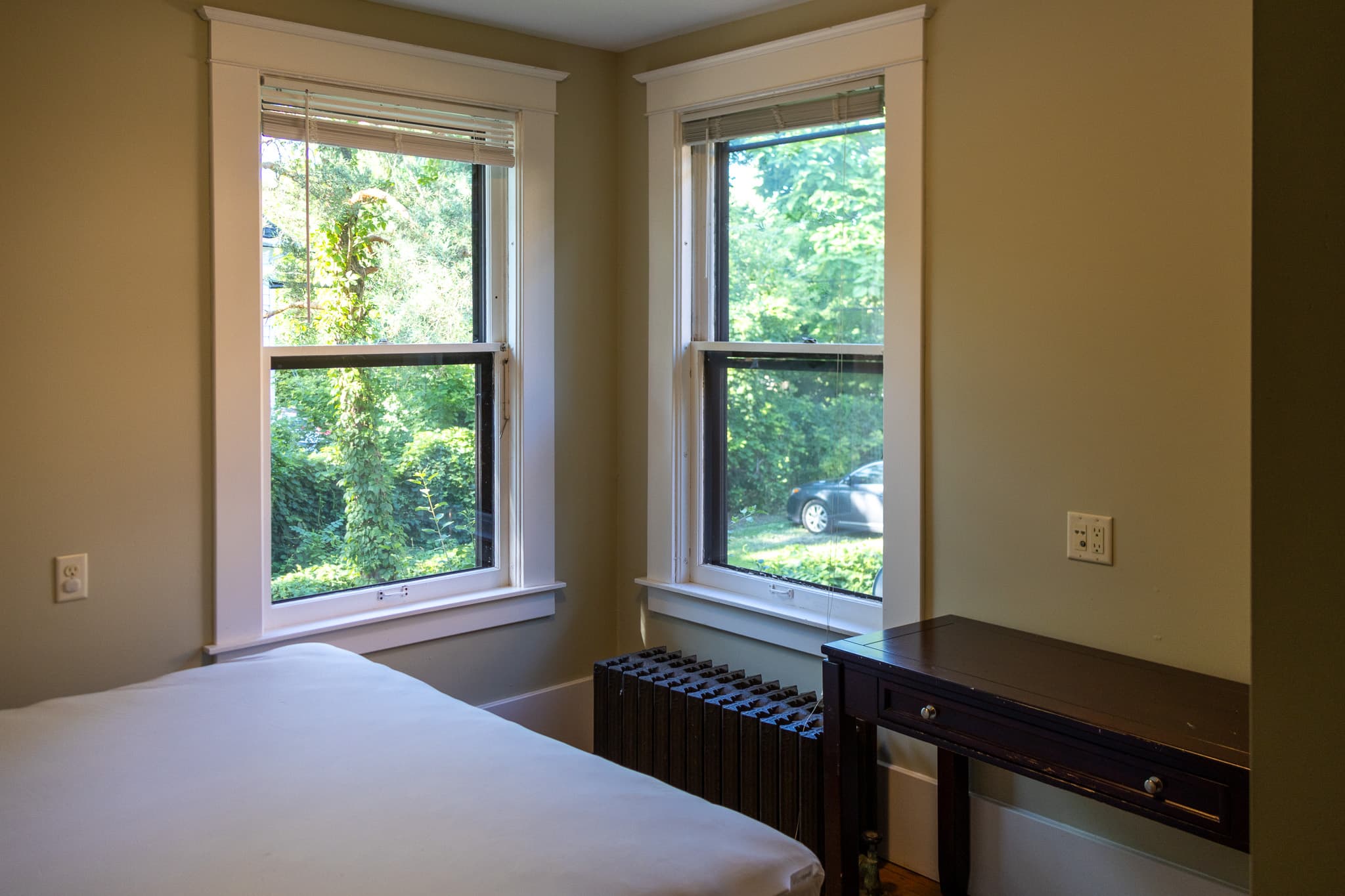 Investor’s Property Management — 5.5 Bedroom(s) and 2 Bathroom(s) - Photo 12