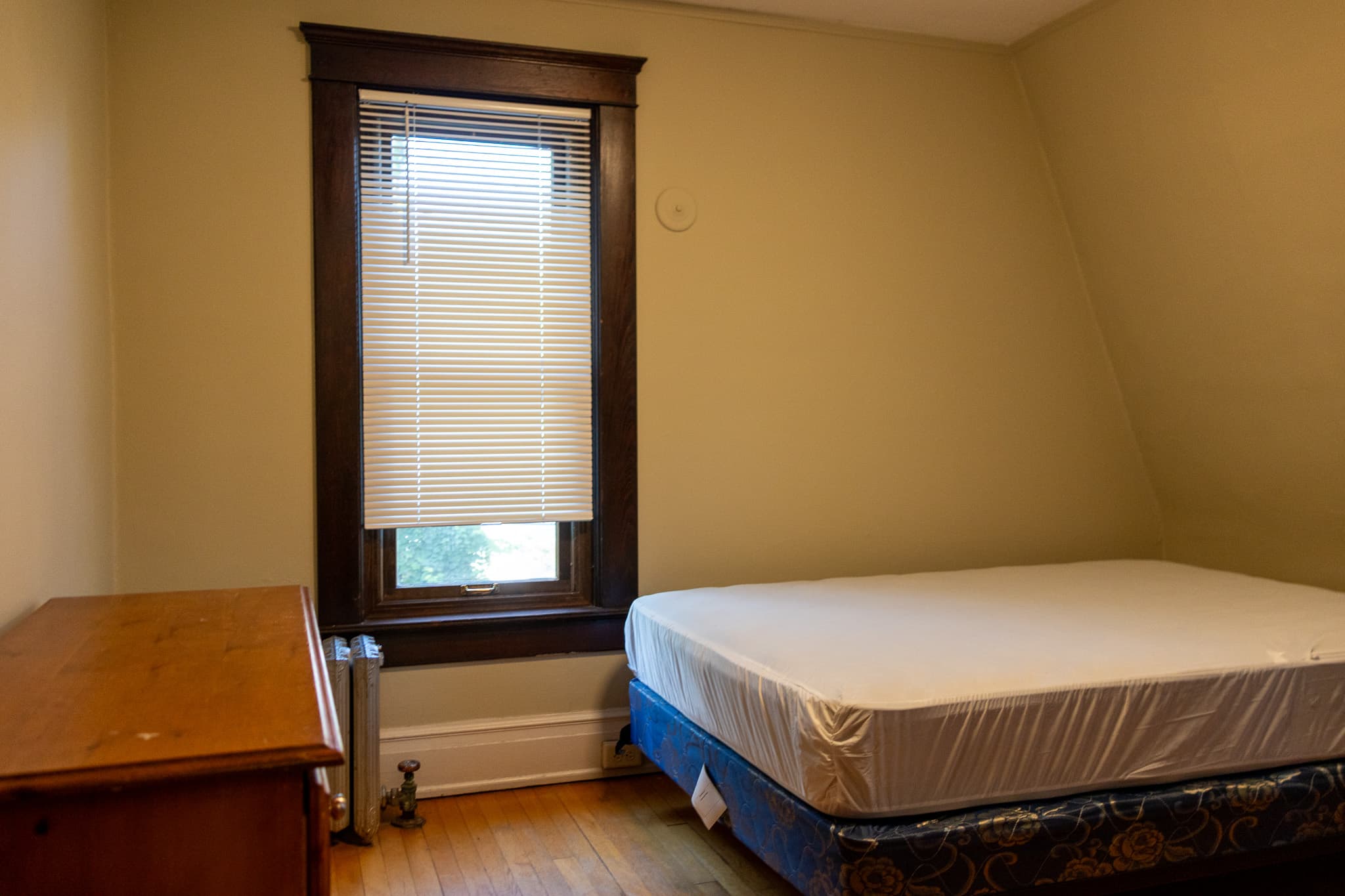 Investor’s Property Management — 5.5 Bedroom(s) and 2 Bathroom(s) - Photo 20