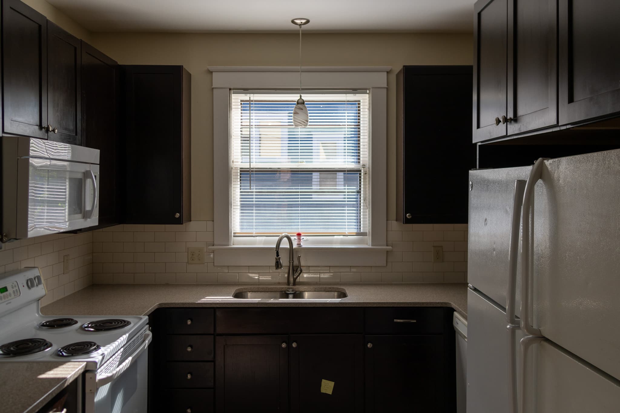 Investor’s Property Management — 5.5 Bedroom(s) and 2 Bathroom(s) - Photo 7
