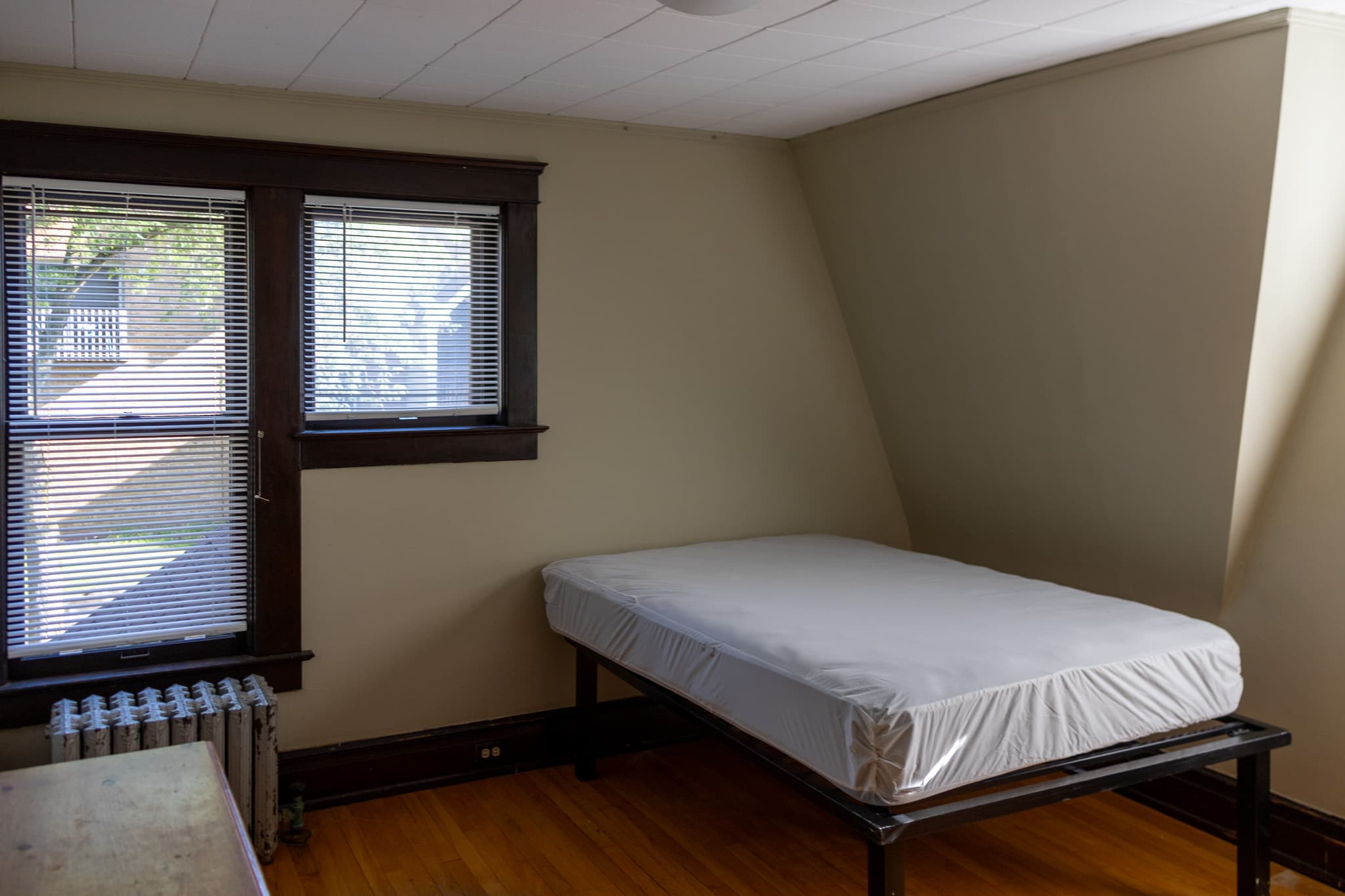 Investor’s Property Management — 5.5 Bedroom(s) and 2 Bathroom(s) - Photo 17