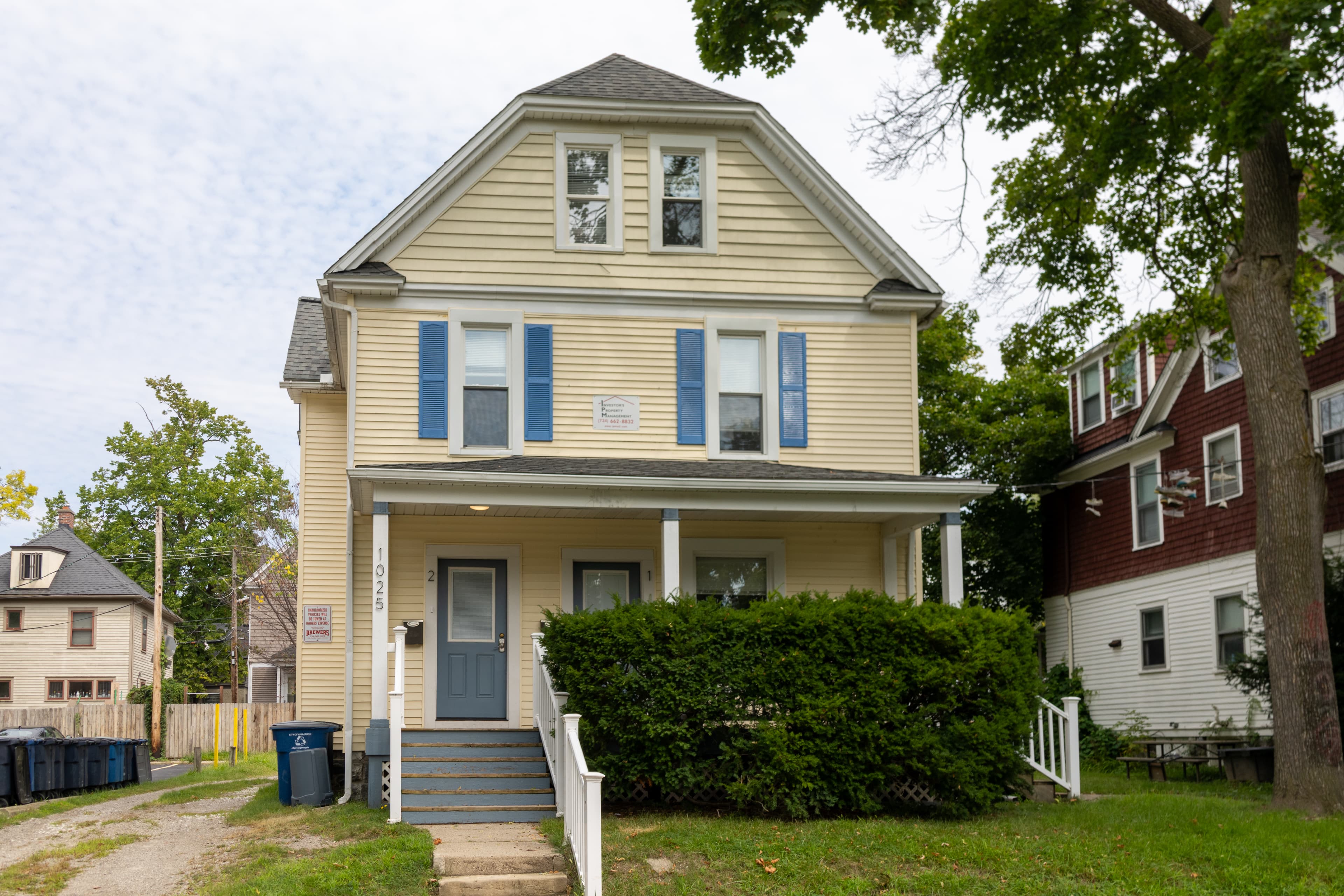 Investor’s Property Management — 5.5 Bedroom(s) and 3 Bathroom(s) - Photo 1