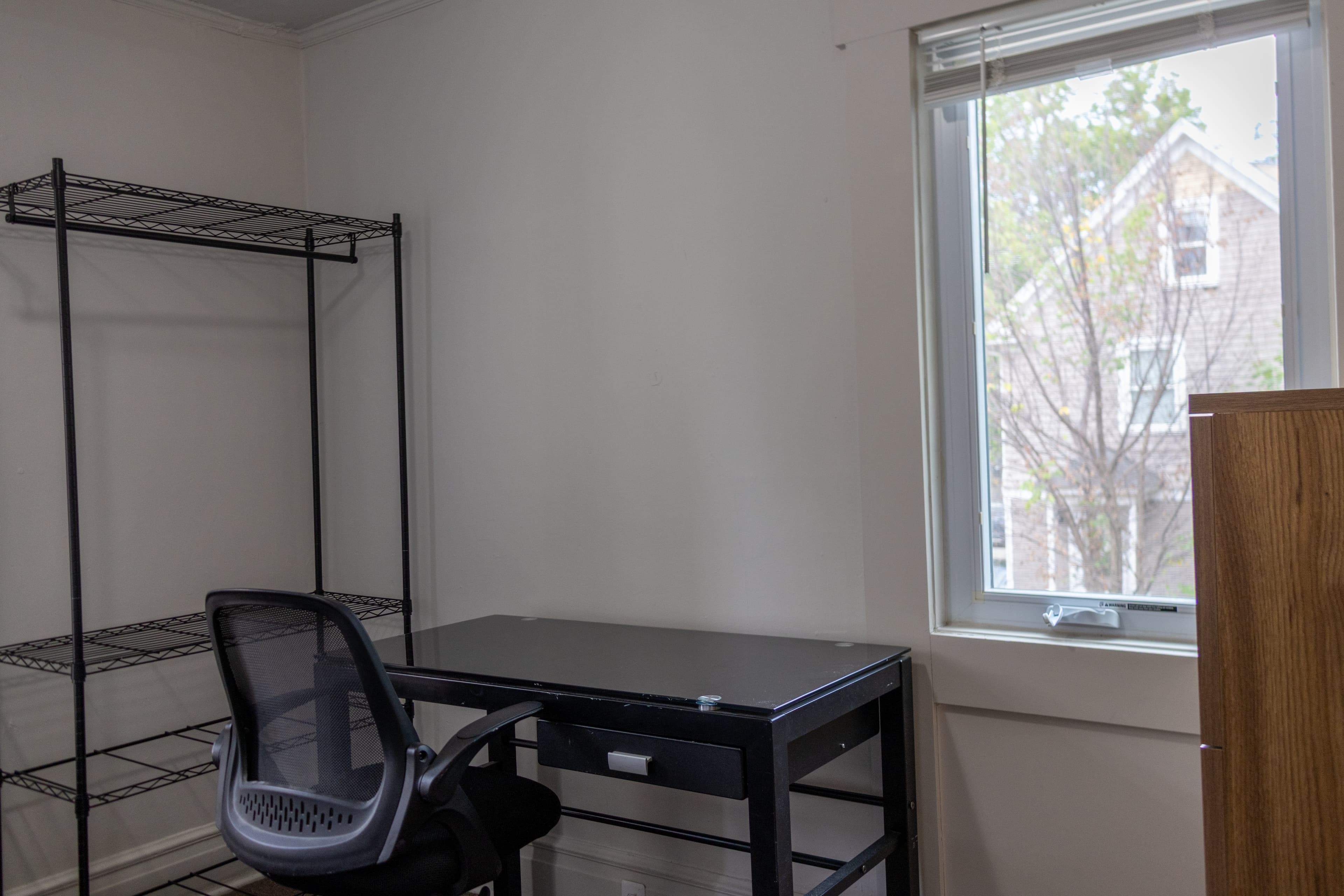 Investor’s Property Management — 5.5 Bedroom(s) and 3 Bathroom(s) - Photo 21