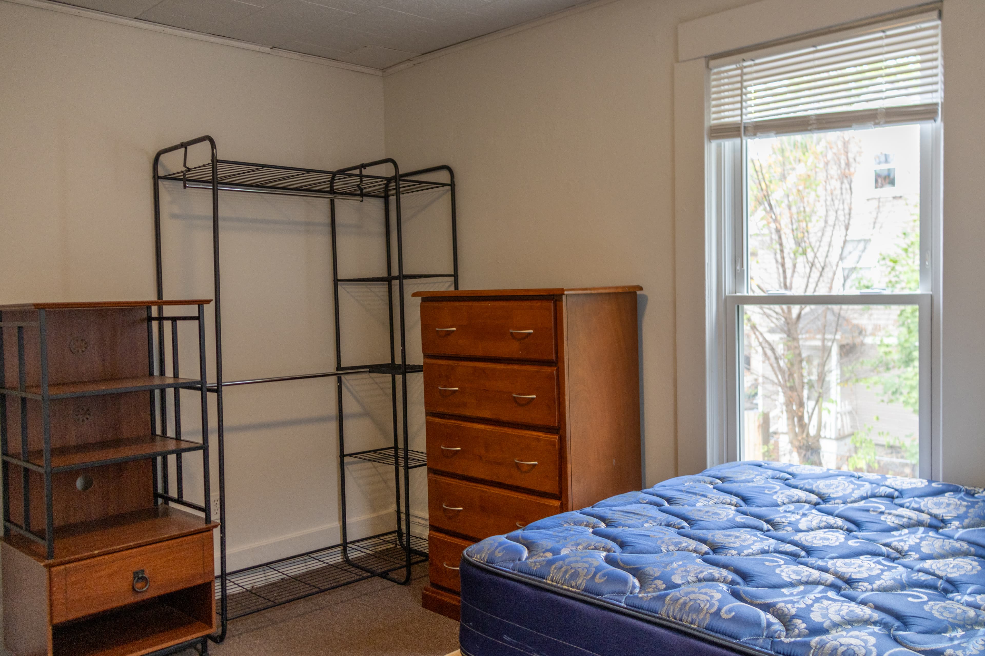 Investor’s Property Management — 5.5 Bedroom(s) and 3 Bathroom(s) - Photo 19