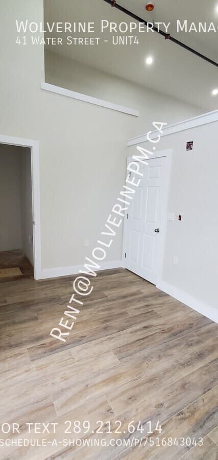 The Palace Apartments — Apt3 - Photo 14